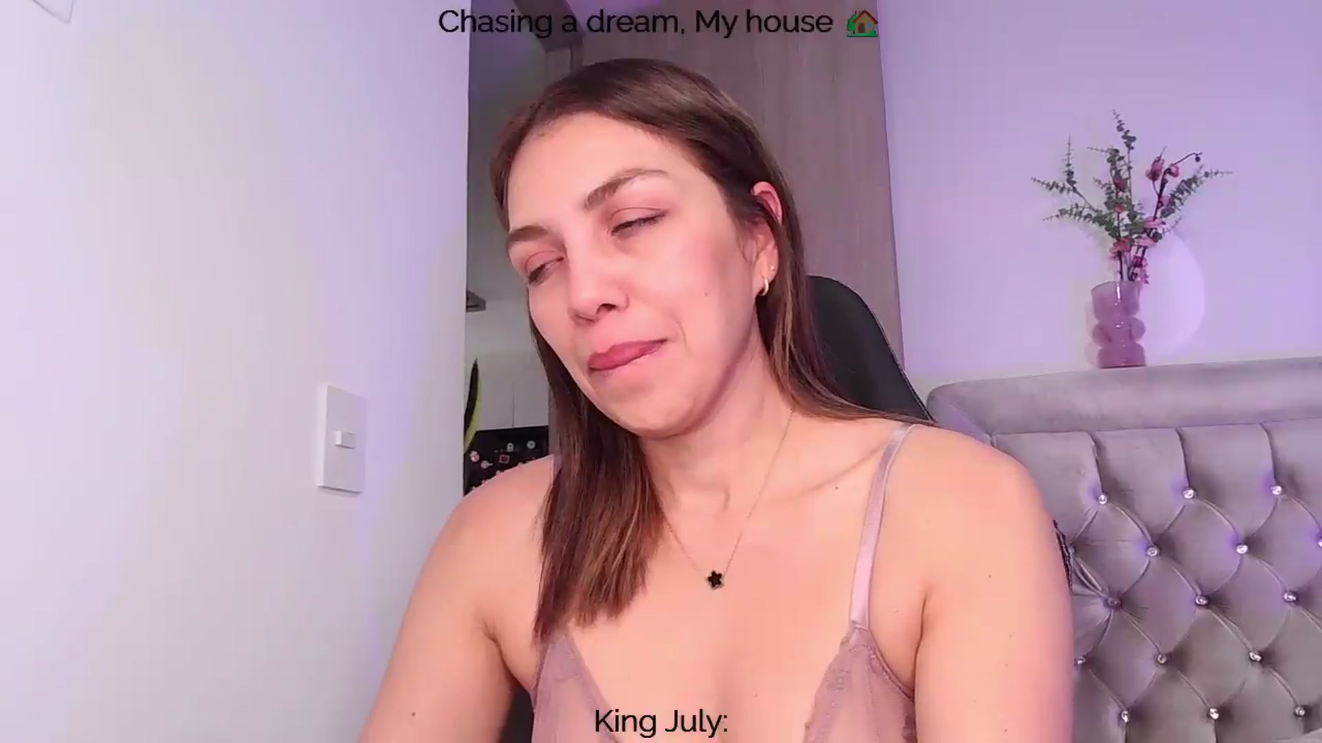 Gallery image thumbnail from Polly10's myfreecams stream on, 07/02/2026, 18:48 image 9 of 20