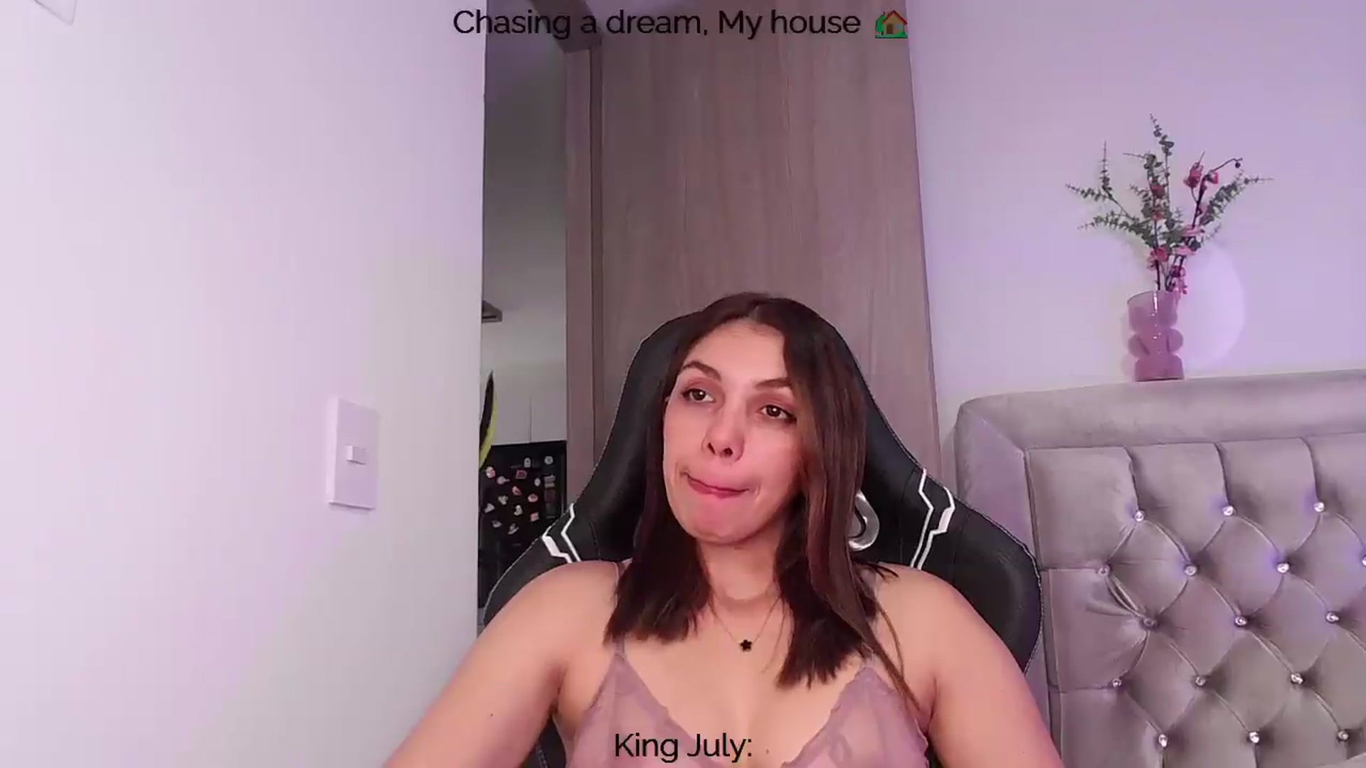 Gallery image thumbnail from Polly10's myfreecams stream on, 07/02/2026, 18:48 image 8 of 20