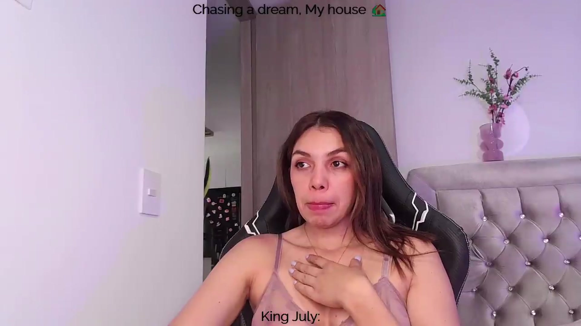 Gallery image thumbnail from Polly10's myfreecams stream on, 07/02/2026, 18:48 image 5 of 20