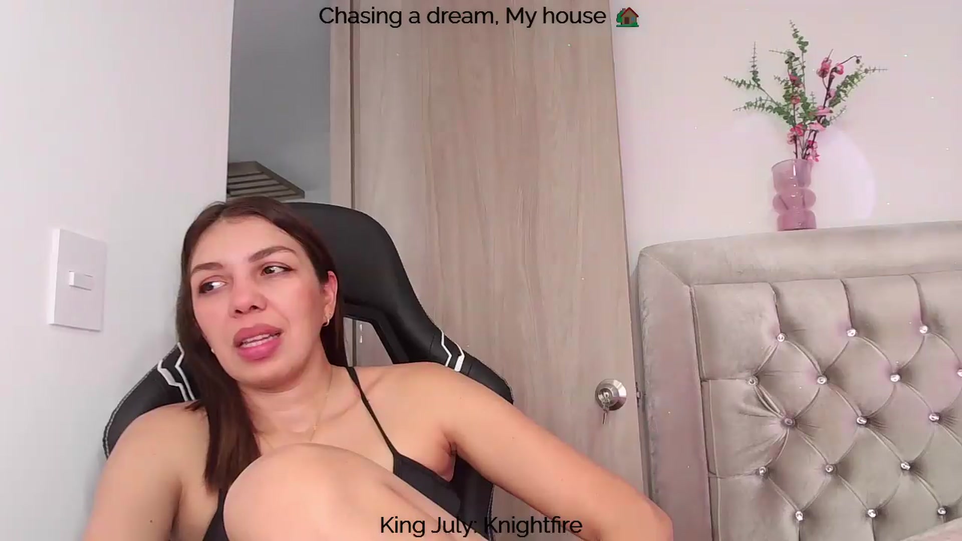 Gallery image thumbnail from Polly10's myfreecams stream on, 07/03/2026, 13:39 image 10 of 20