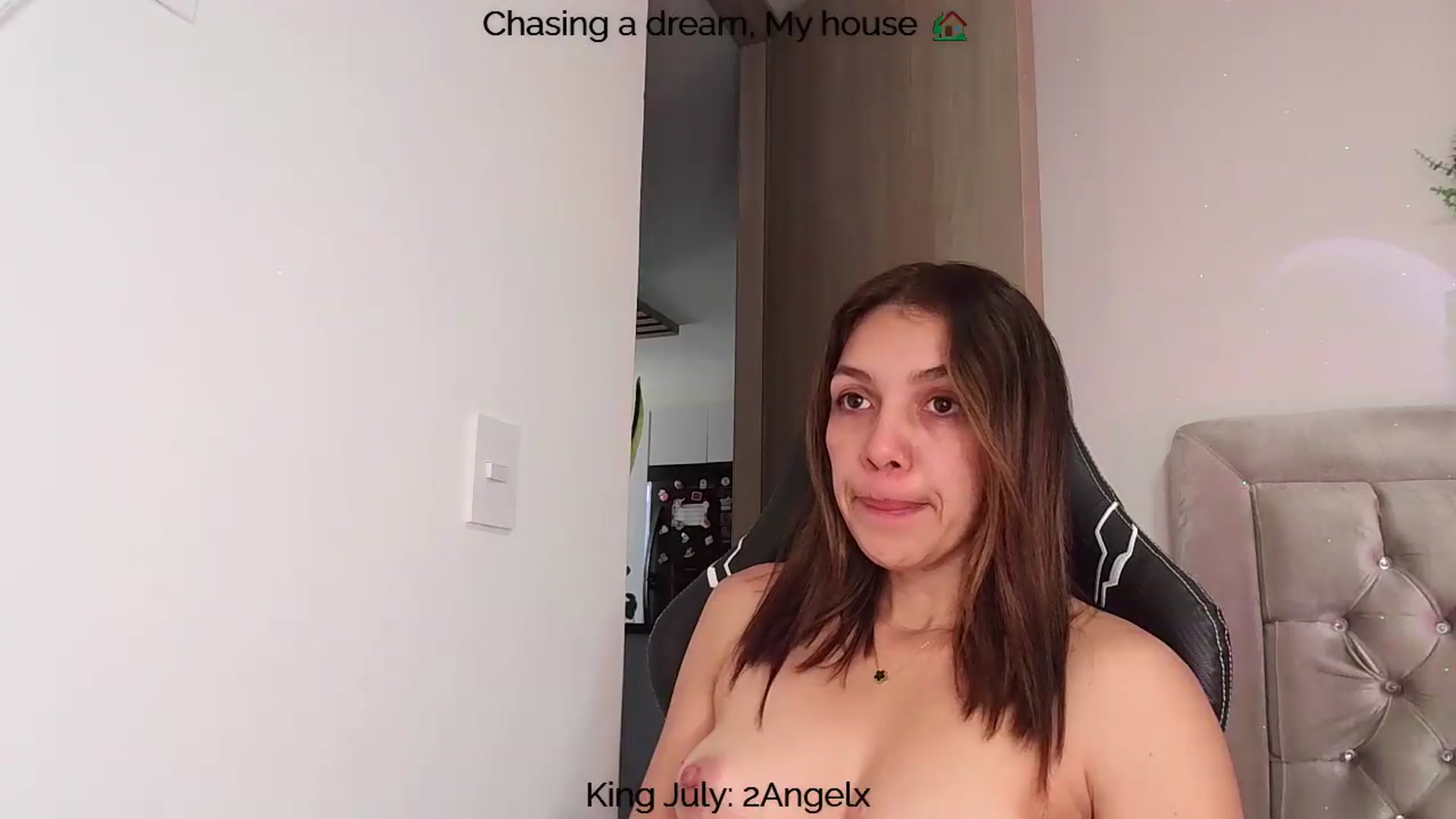 Gallery image thumbnail from Polly10's myfreecams stream on, 07/22/2026, 14:41 image 2 of 20