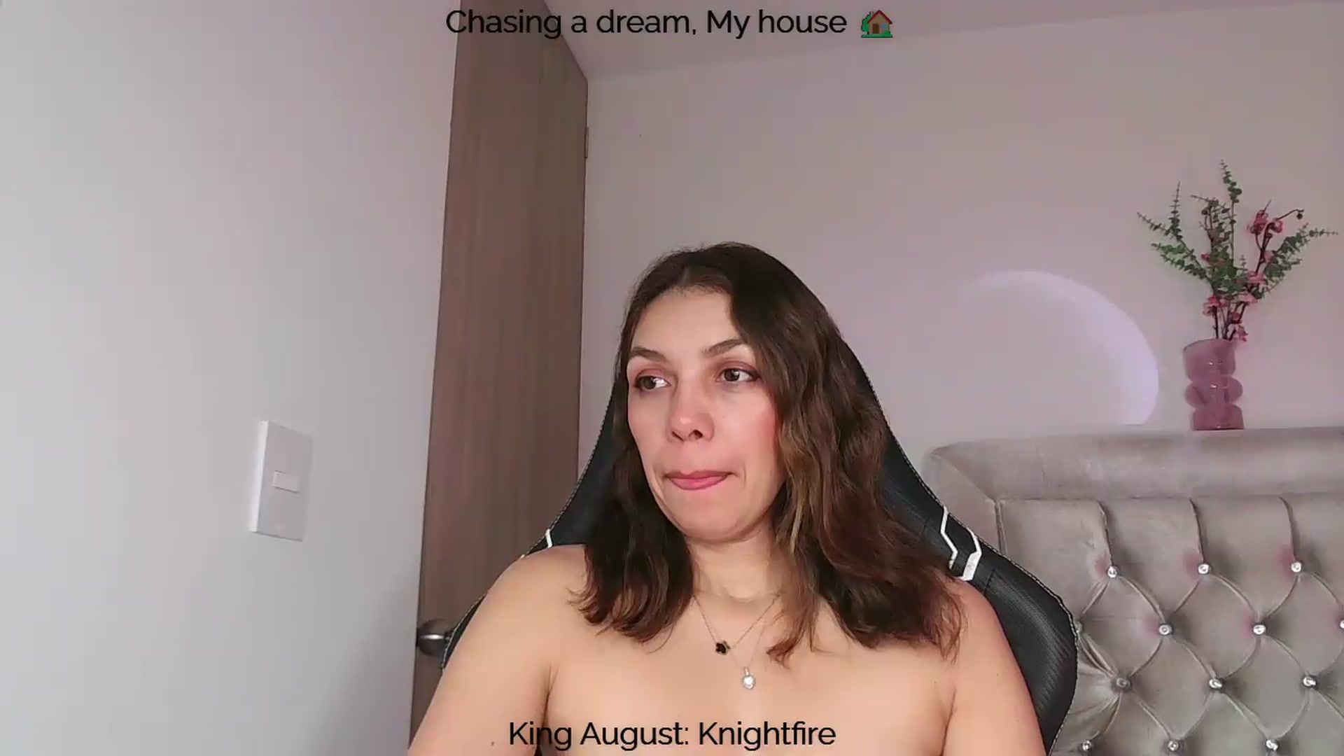 Gallery image thumbnail from Polly10's myfreecams stream on, 08/06/2026, 12:31 image 8 of 20