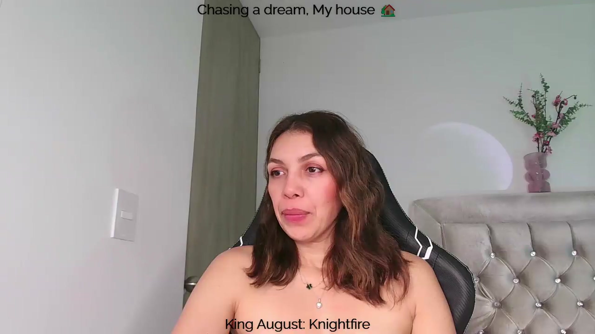 Gallery image thumbnail from Polly10's myfreecams stream on, 08/06/2026, 12:31 image 14 of 20