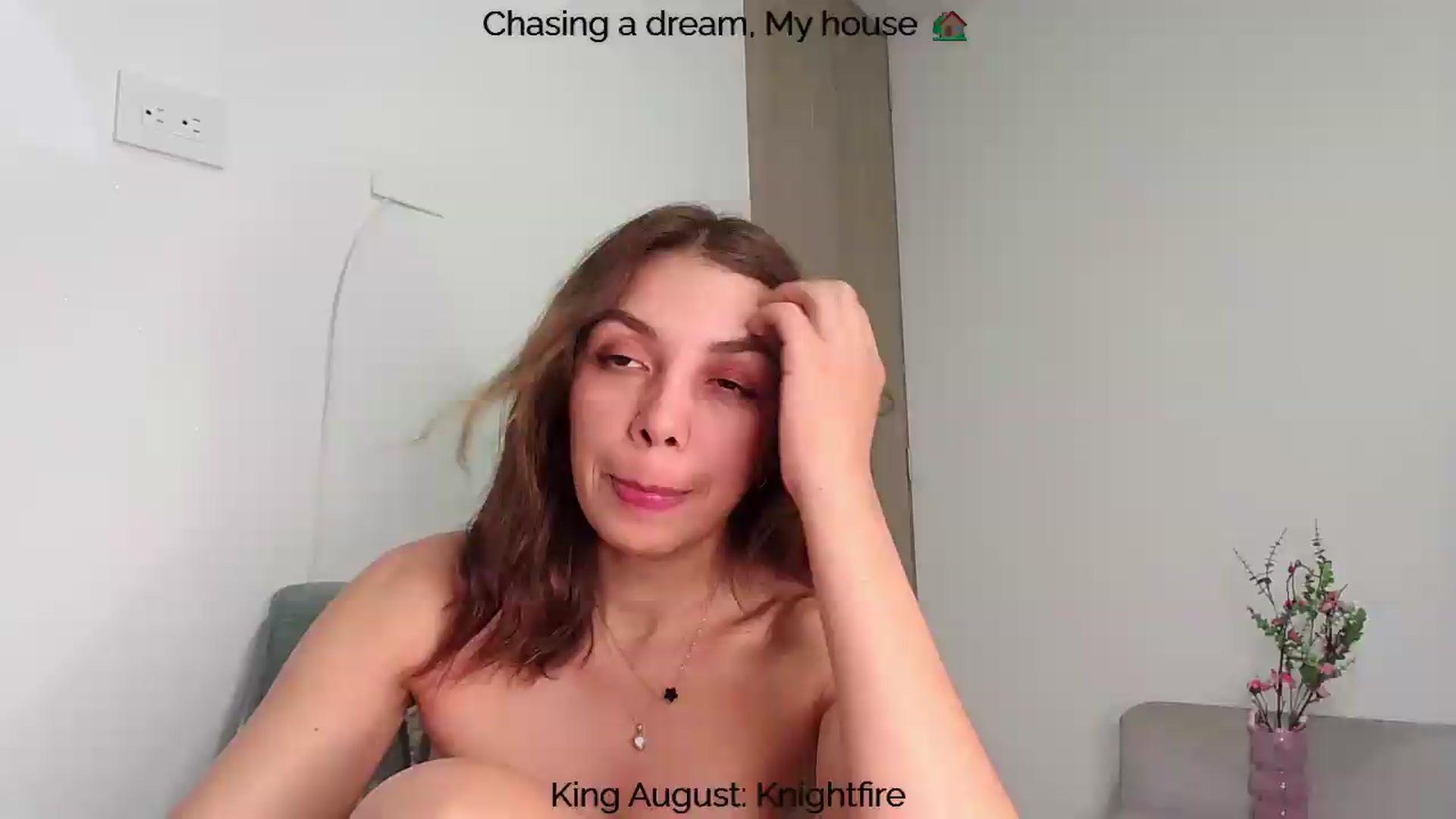 Gallery image thumbnail from Polly10's myfreecams stream on, 08/18/2026, 14:49 image 10 of 20