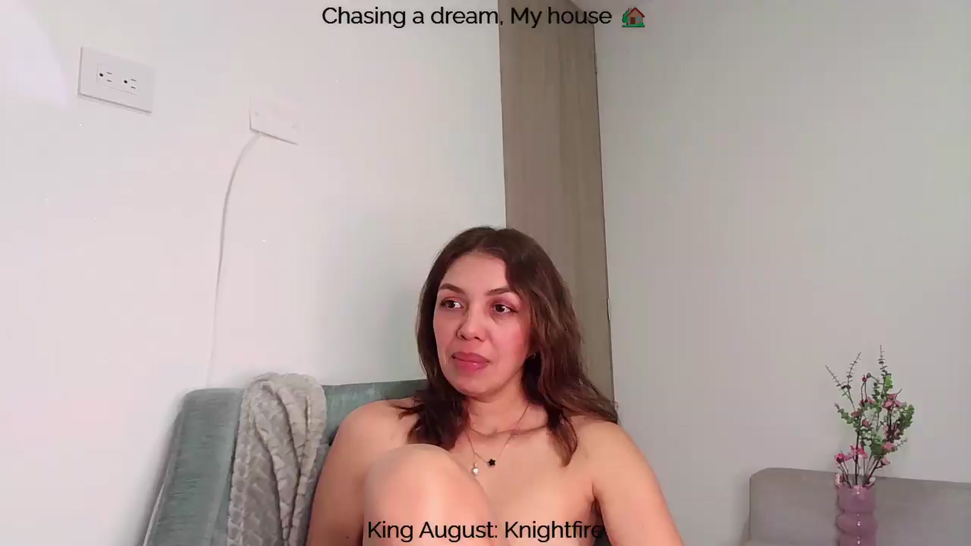 Gallery image thumbnail from Polly10's myfreecams stream on, 08/18/2026, 14:49 image 4 of 20