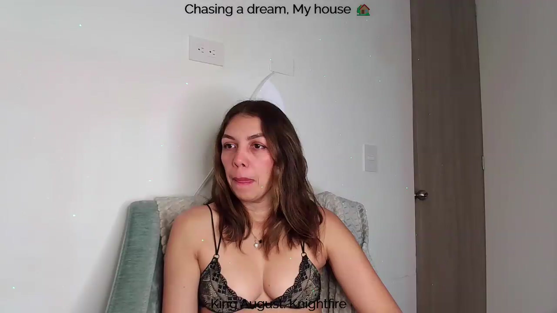 Gallery image thumbnail from Polly10's myfreecams stream on, 08/25/2026, 12:56 image 14 of 20