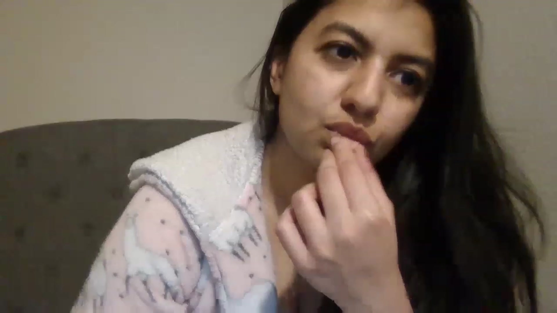 Gallery image thumbnail from PollyPockit's myfreecams stream on, 02/13/2023, 06:13 image 6 of 20