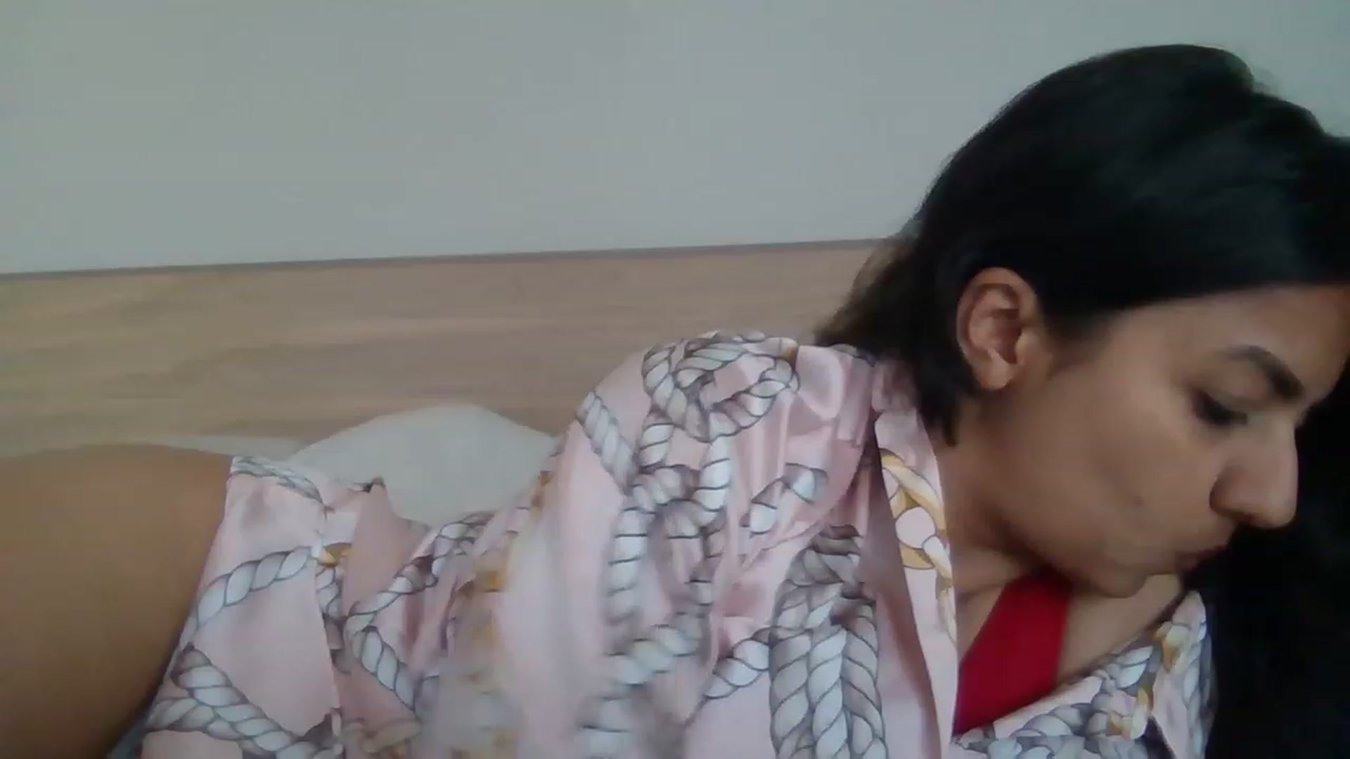 Gallery image thumbnail from PollyPockit's myfreecams stream on, 04/08/2023, 21:49 image 4 of 20