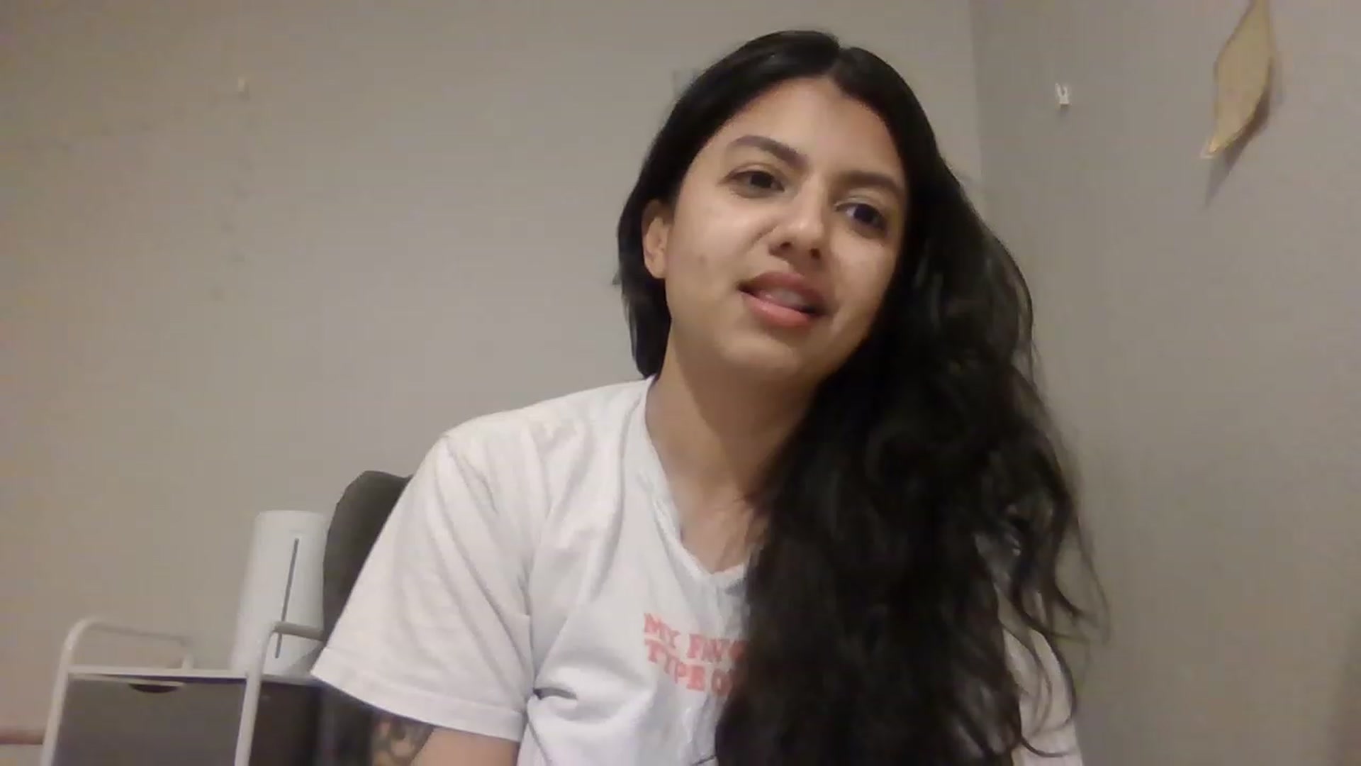 Gallery image thumbnail from PollyPockit's myfreecams stream on, 04/10/2023, 05:12 image 14 of 20