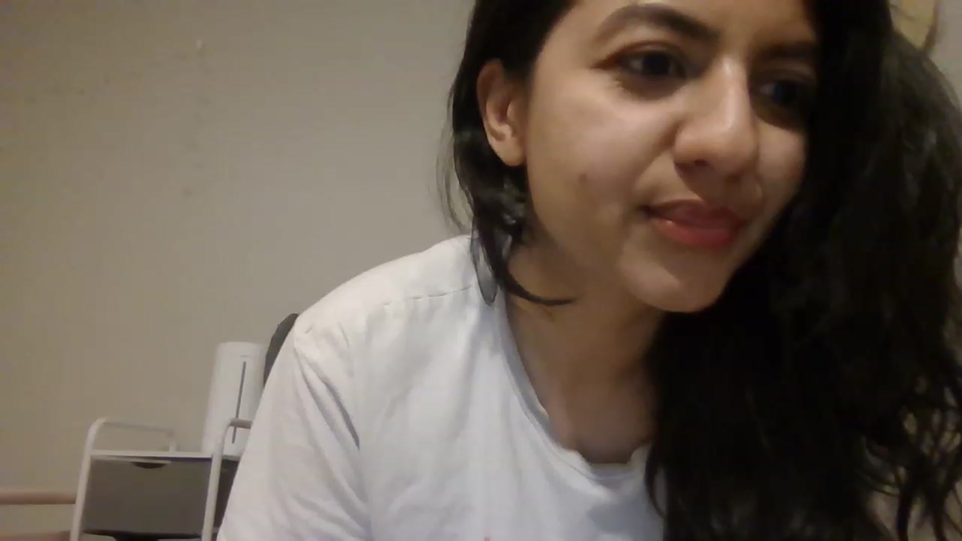 Gallery image thumbnail from PollyPockit's myfreecams stream on, 04/10/2023, 05:12 image 7 of 20
