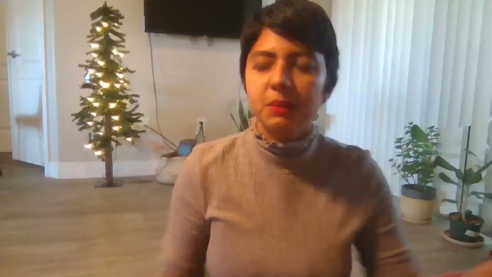 Gallery image thumbnail from PollyPockit's myfreecams stream on, 12/09/2023, 20:49 image 1 of 20