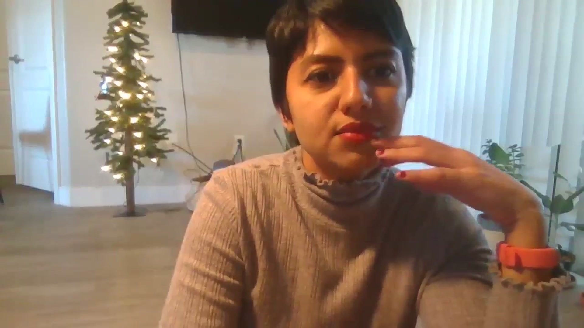 Gallery image thumbnail from PollyPockit's myfreecams stream on, 12/09/2023, 20:49 image 9 of 20