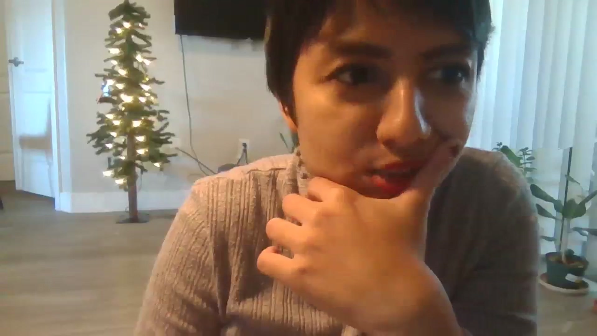 Gallery image thumbnail from PollyPockit's myfreecams stream on, 12/09/2023, 20:49 image 16 of 20