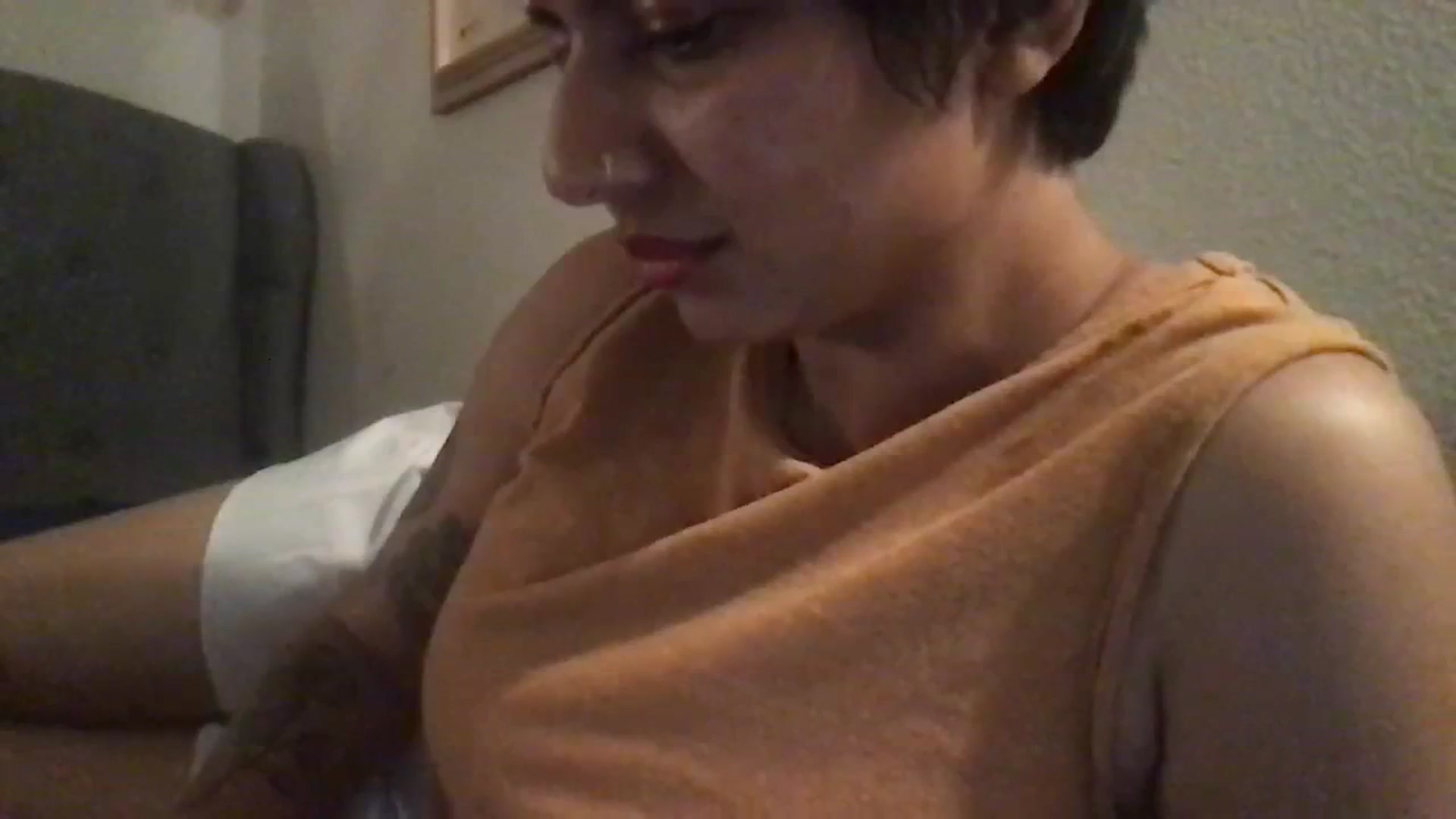 Gallery image thumbnail from PollyPockit's myfreecams stream on, 12/26/2023, 08:34 image 5 of 20