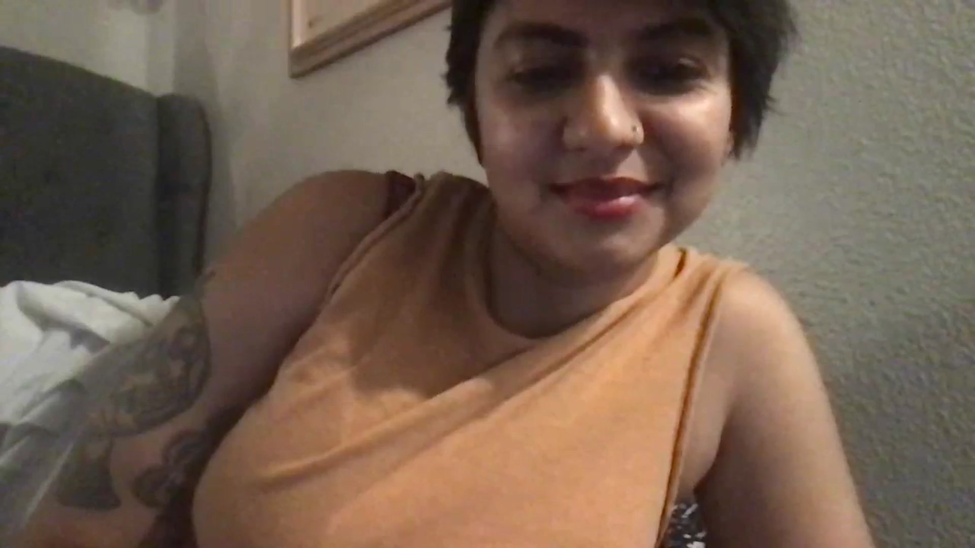Gallery image thumbnail from PollyPockit's myfreecams stream on, 12/26/2023, 08:34 image 4 of 20