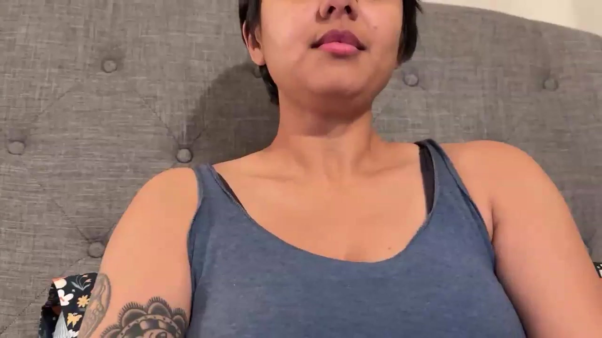 Gallery image thumbnail from PollyPockit's myfreecams stream on, 01/05/2024, 05:12 image 11 of 20
