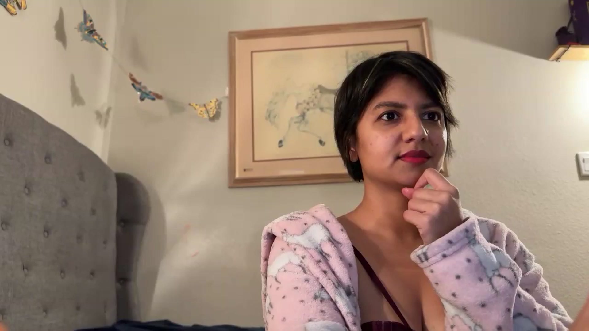 Gallery image thumbnail from PollyPockit's myfreecams stream on, 02/05/2024, 07:11 image 1 of 20