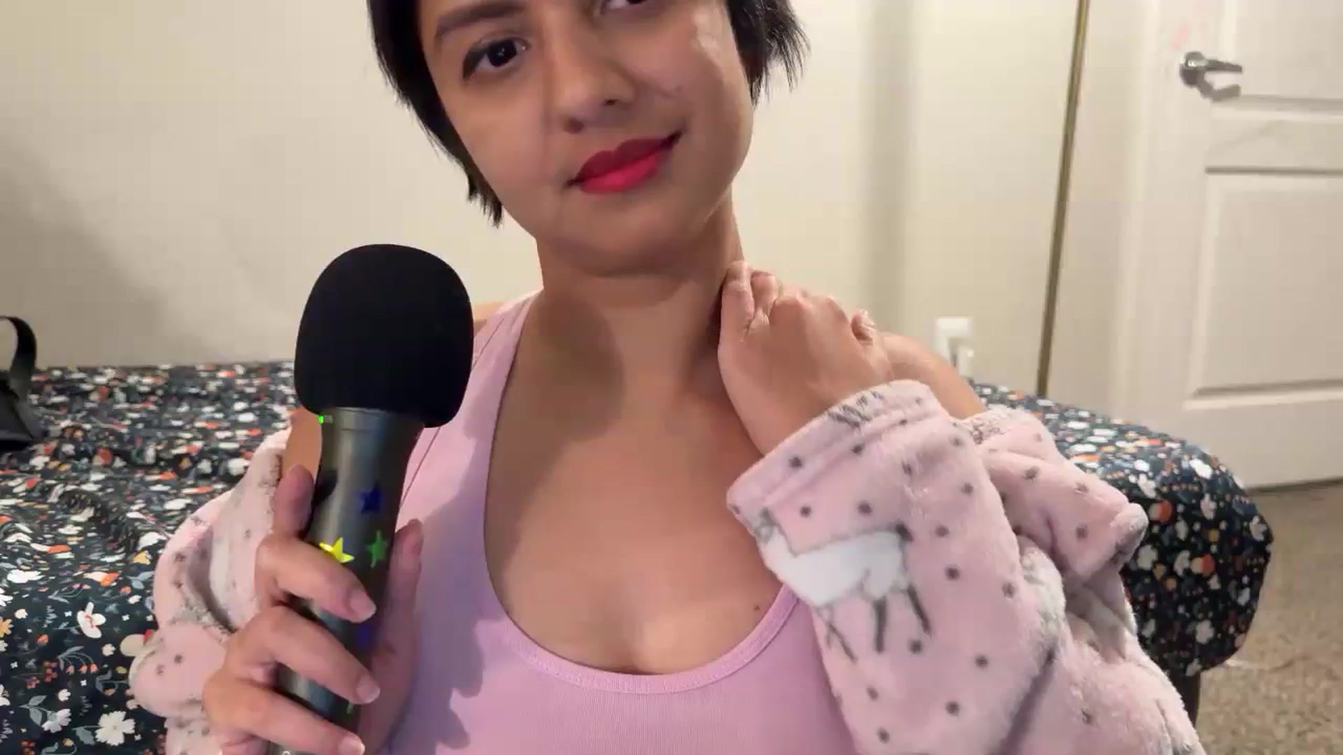 Gallery image thumbnail from PollyPockit's myfreecams stream on, 02/14/2024, 06:27 image 10 of 20