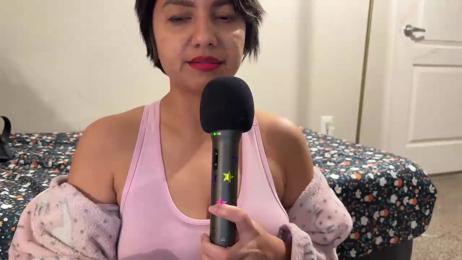 Gallery image thumbnail from PollyPockit's myfreecams stream on, 02/14/2024, 06:27 image 6 of 20