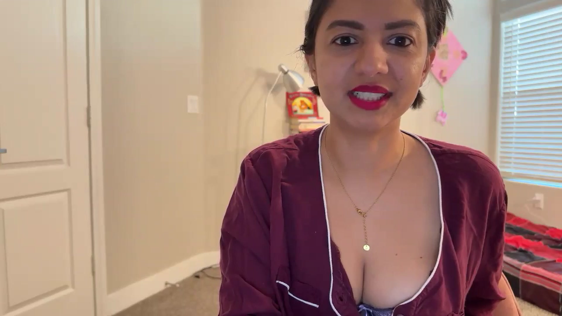 Gallery image thumbnail from PollyPockit's myfreecams stream on, 04/06/2024, 22:17 image 9 of 20