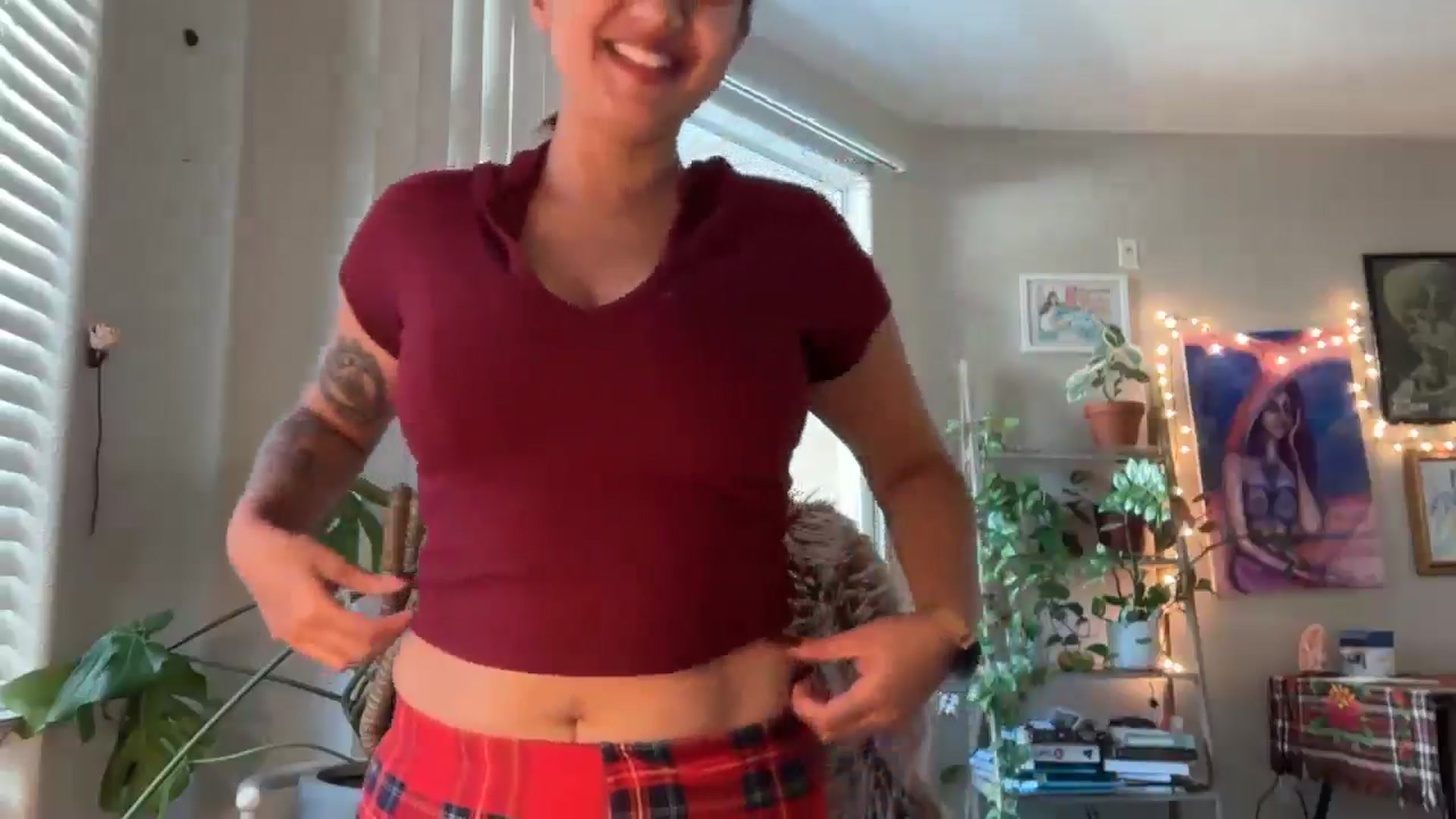 Gallery image thumbnail from PollyPockit's myfreecams stream on, 12/03/2025, 22:14 image 4 of 20