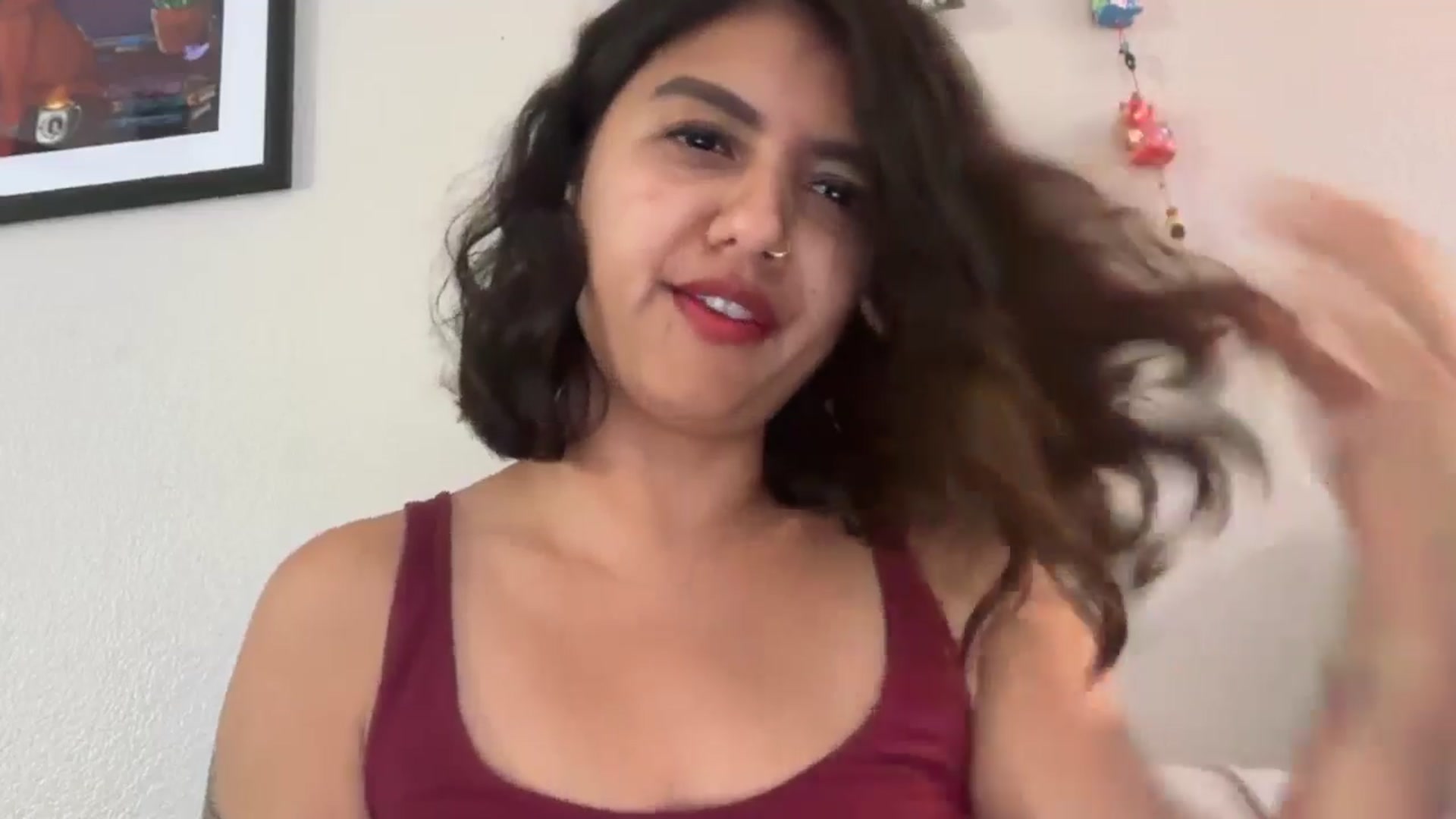 Gallery image thumbnail from PollyPockit's myfreecams stream on, 12/25/2025, 23:02 image 10 of 20