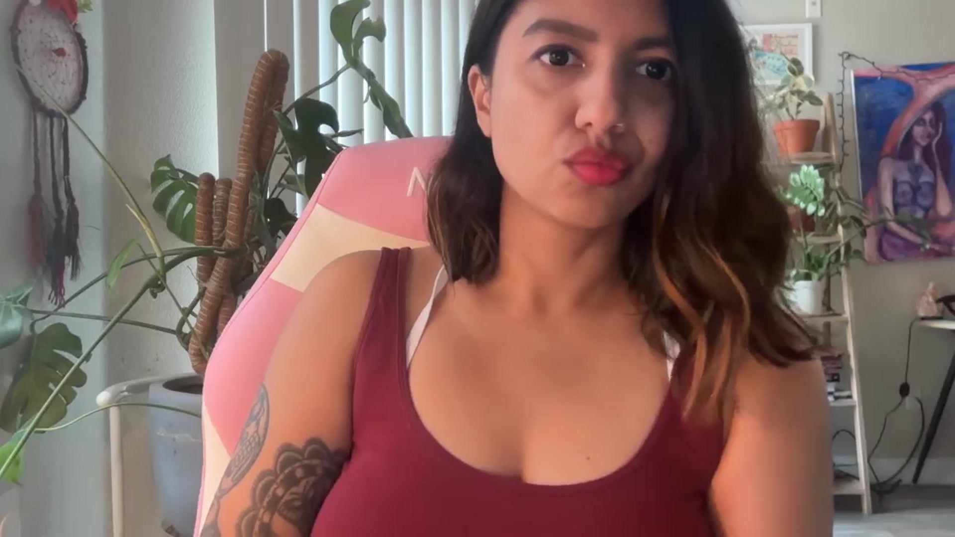 Gallery image thumbnail from PollyPockit's myfreecams stream on, 01/07/2026, 19:38 image 16 of 20