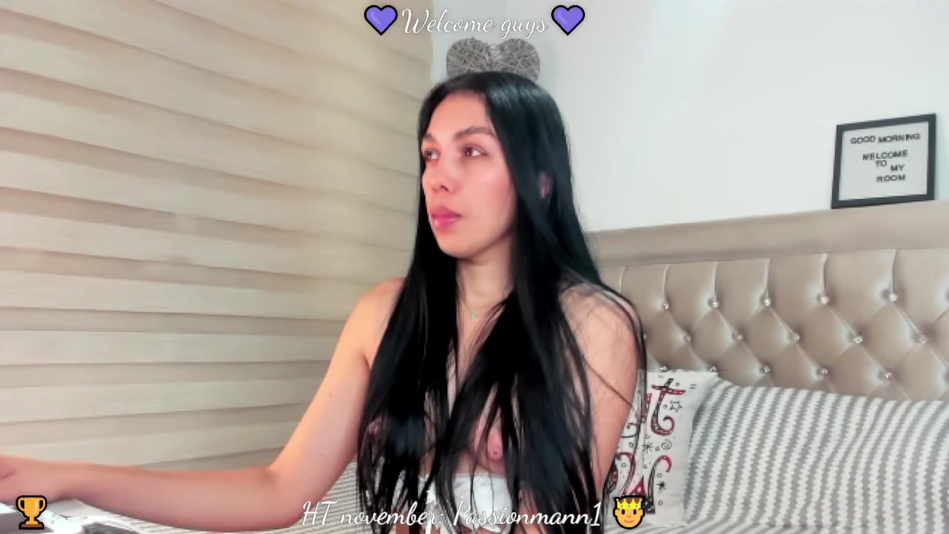 Gallery image thumbnail from PollySaez's myfreecams stream on, 11/15/2022, 13:58 image 1 of 20