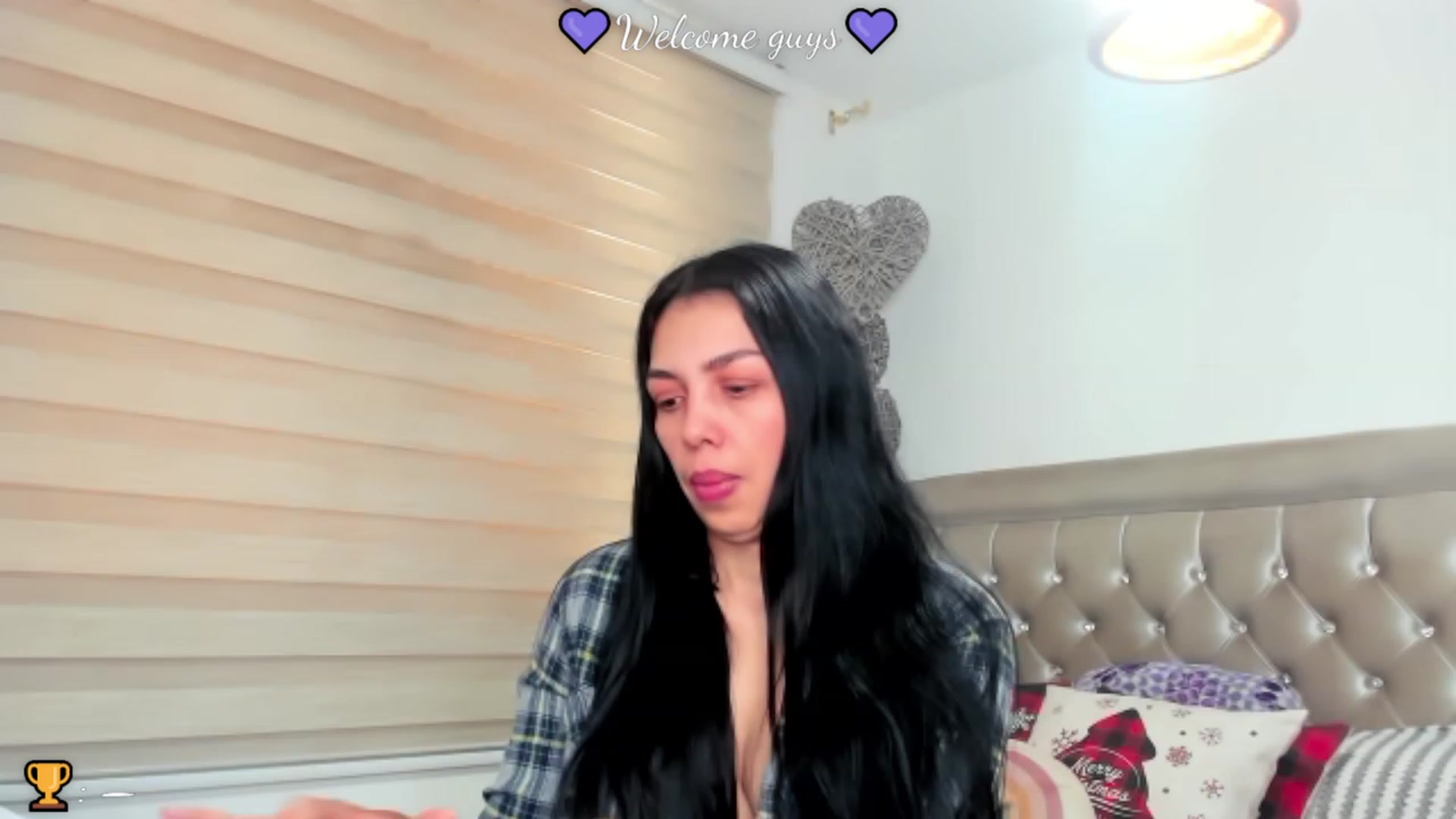 Gallery image thumbnail from PollySaez's myfreecams stream on, 12/01/2022, 16:12 image 1 of 20
