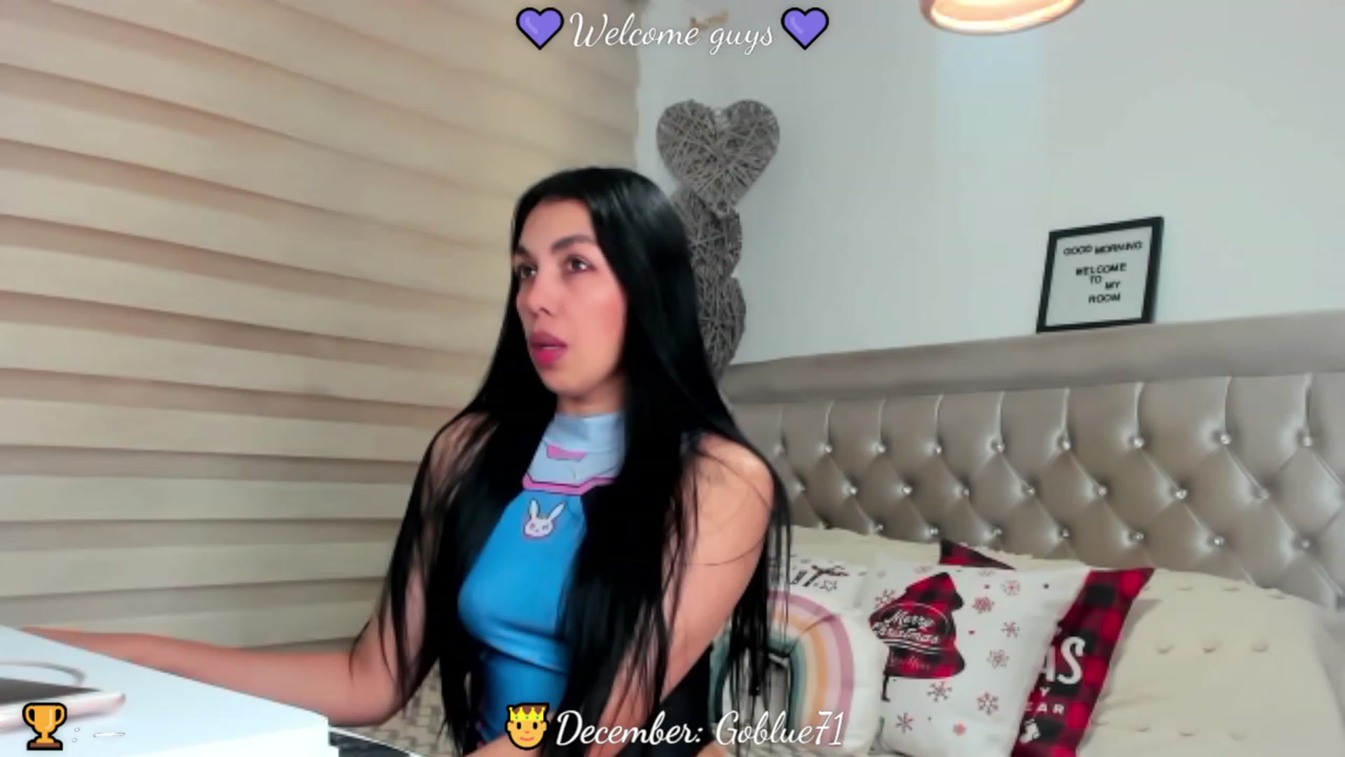 Gallery image thumbnail from PollySaez's myfreecams stream on, 12/19/2022, 14:48 image 1 of 20