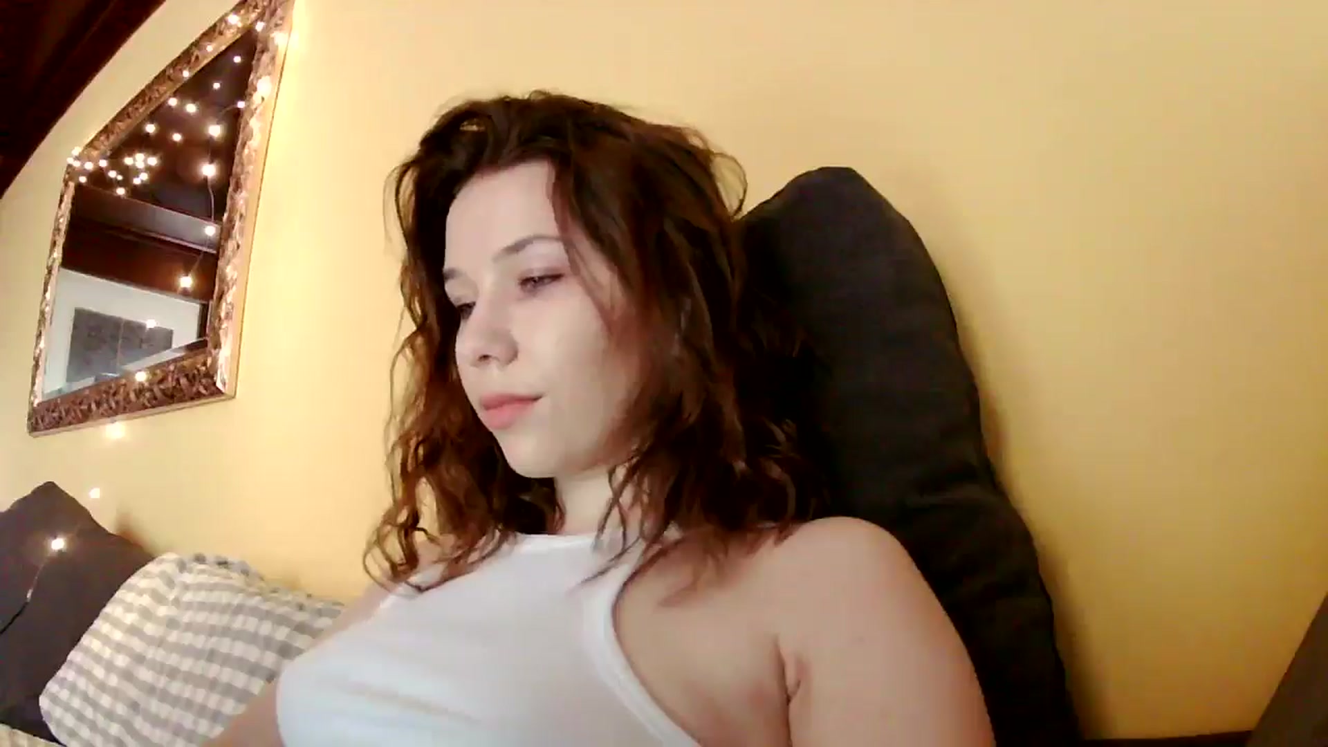 Gallery image thumbnail from PollyStix's myfreecams stream on, 12/25/2025, 12:57 image 12 of 20