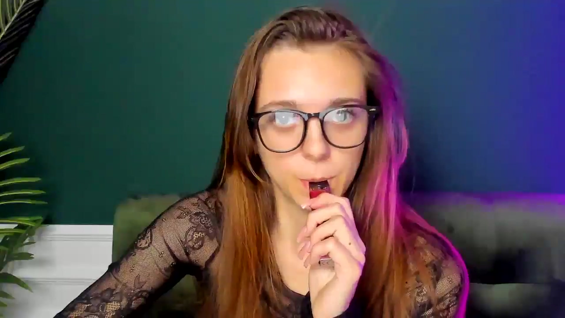 Gallery image thumbnail from PollyVibe's myfreecams stream on, 04/15/2025, 11:00 image 19 of 20