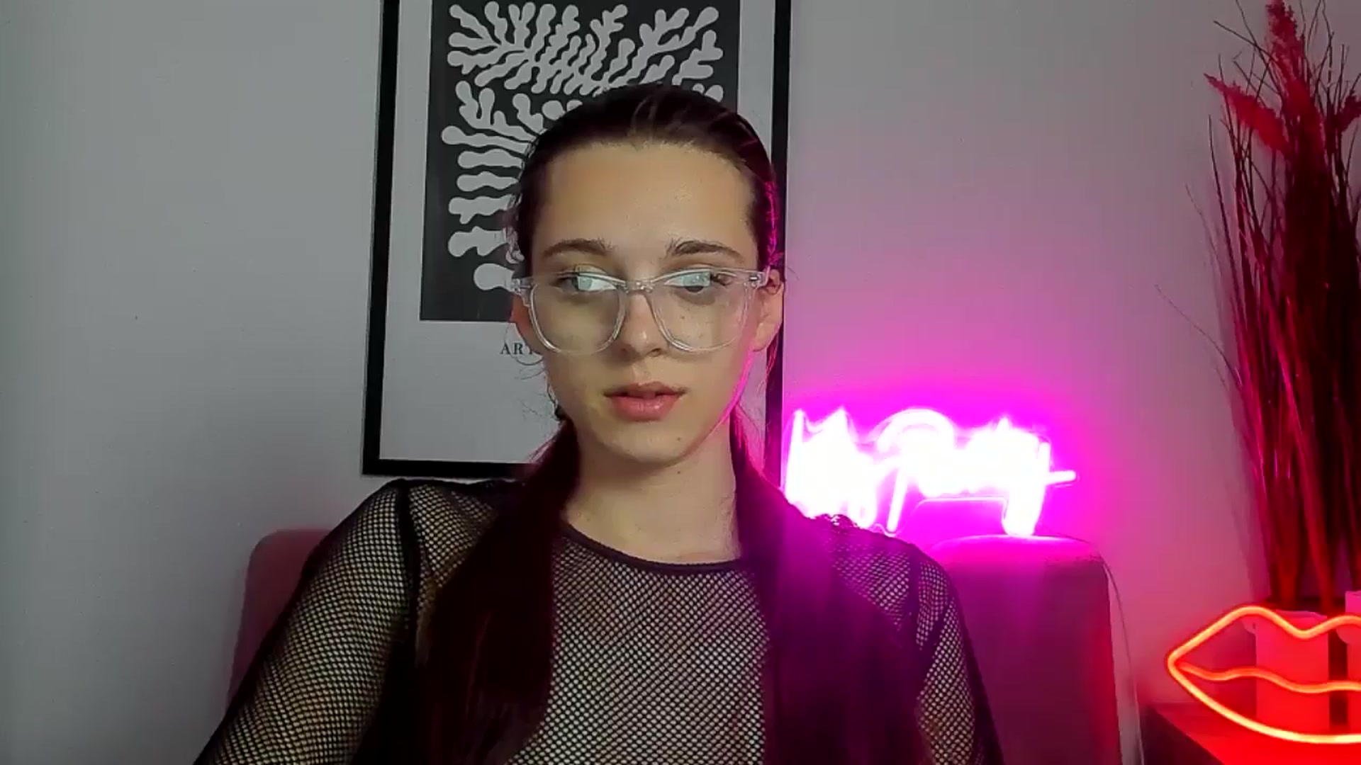 Gallery image thumbnail from PollyVibe's myfreecams stream on, 04/21/2025, 09:13 image 4 of 20
