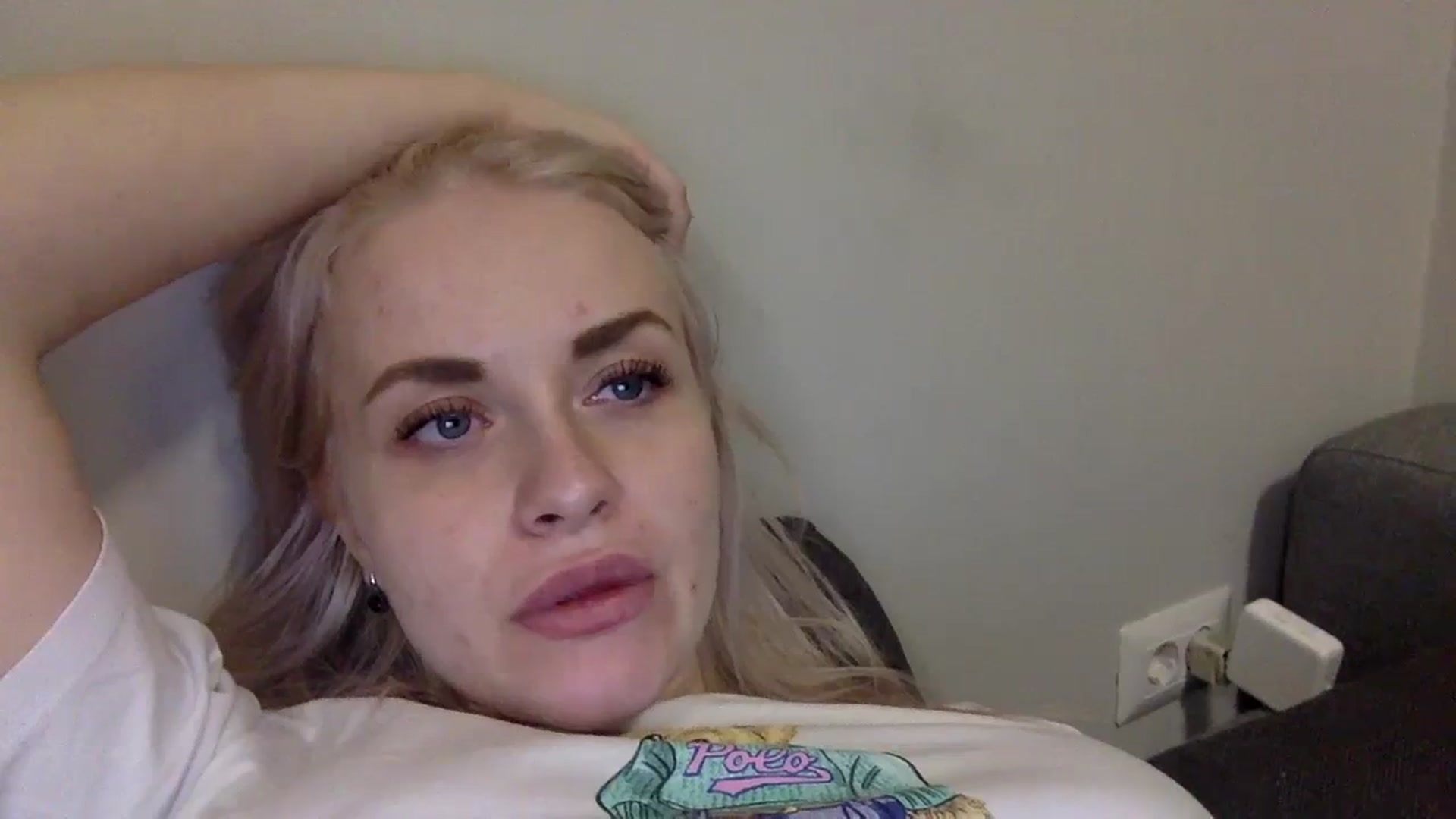 Gallery image thumbnail from Polly_213109's myfreecams stream on, 03/26/2024, 22:14 image 9 of 20