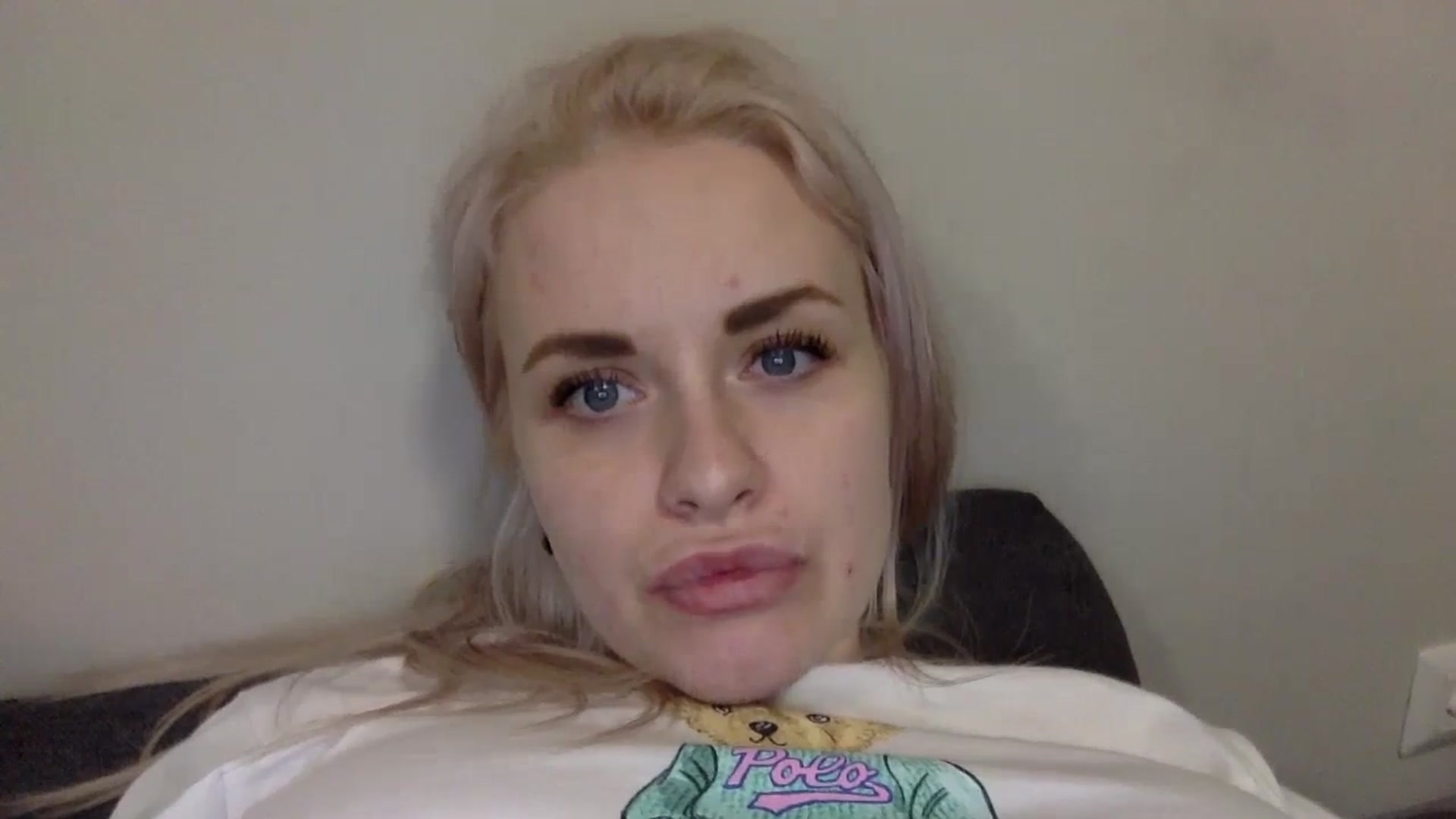 Gallery image thumbnail from Polly_213109's myfreecams stream on, 03/26/2024, 22:14 image 5 of 20