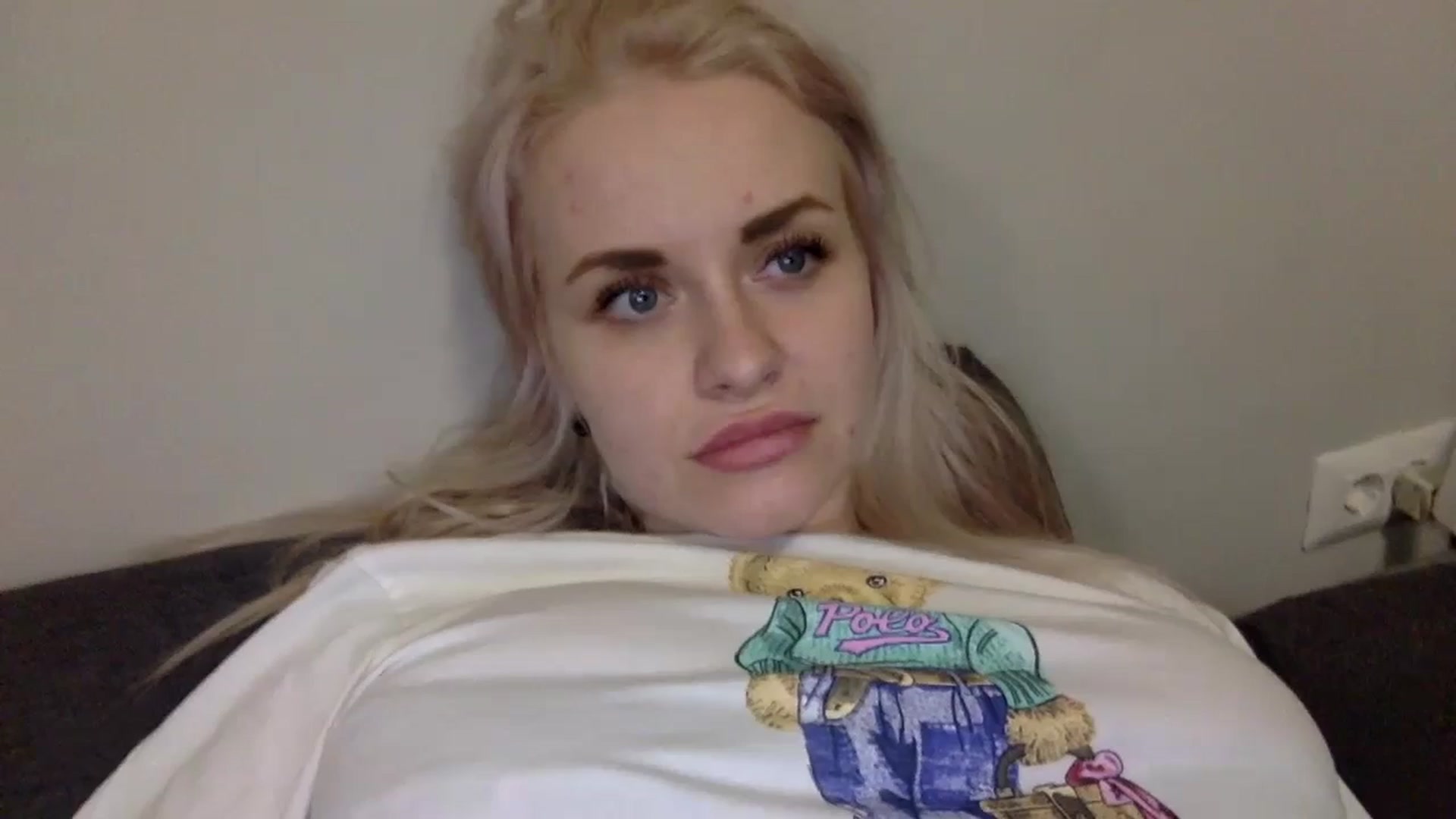 Gallery image thumbnail from Polly_213109's myfreecams stream on, 03/26/2024, 22:14 image 19 of 20