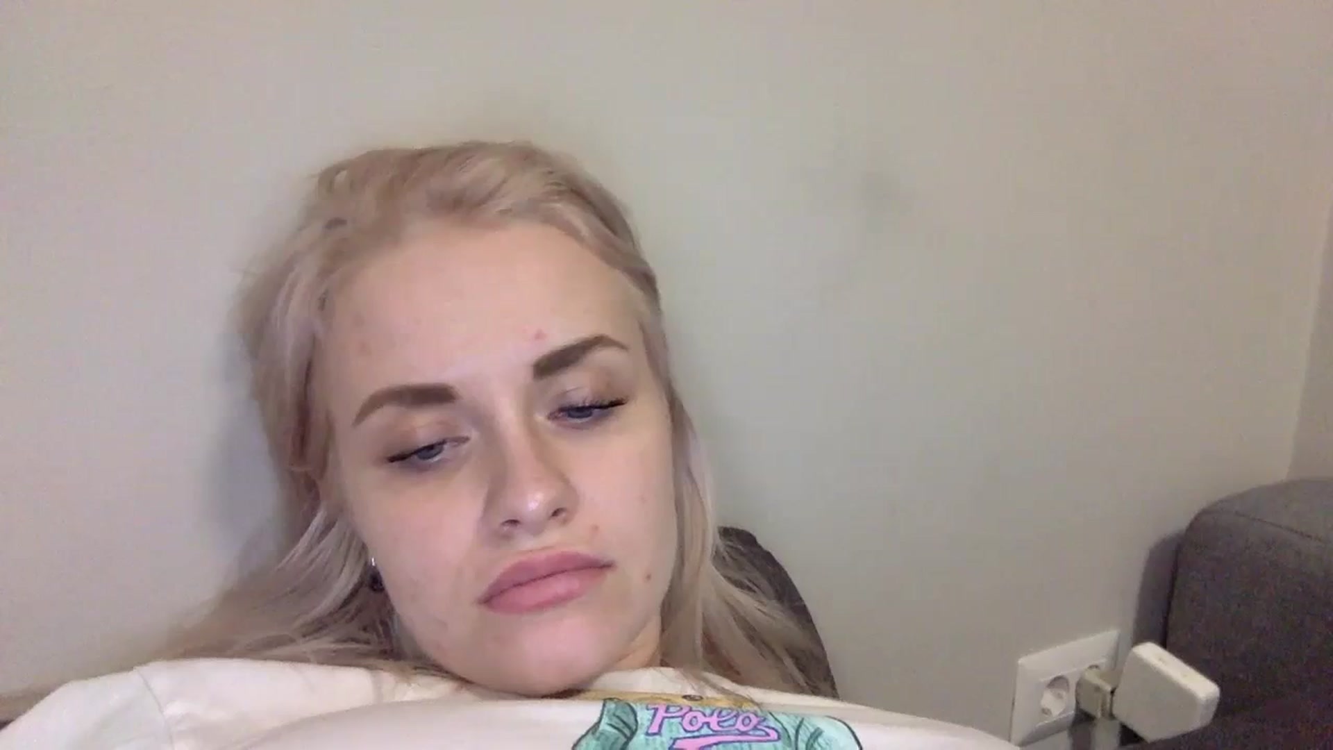 Gallery image thumbnail from Polly_213109's myfreecams stream on, 03/26/2024, 22:14 image 12 of 20
