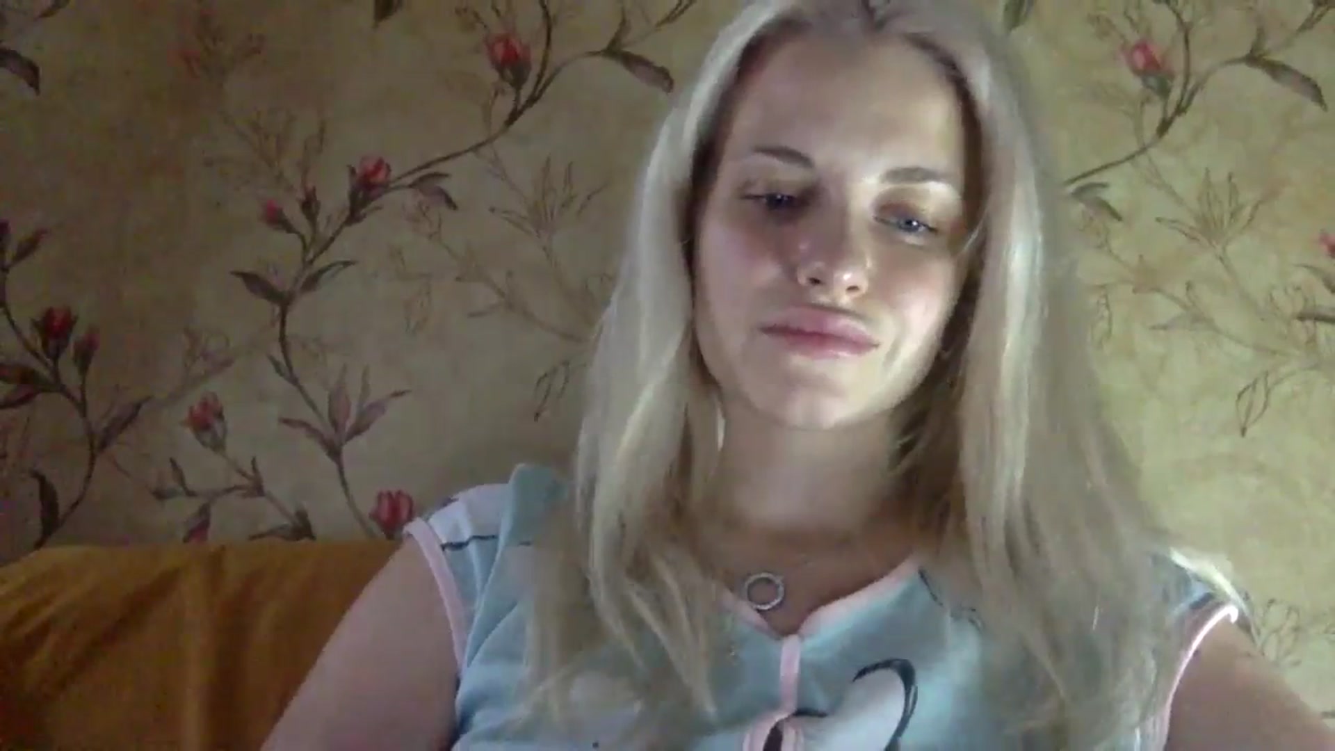 Gallery image thumbnail from Polly_213109's myfreecams stream on, 07/27/2024, 13:32 image 6 of 20