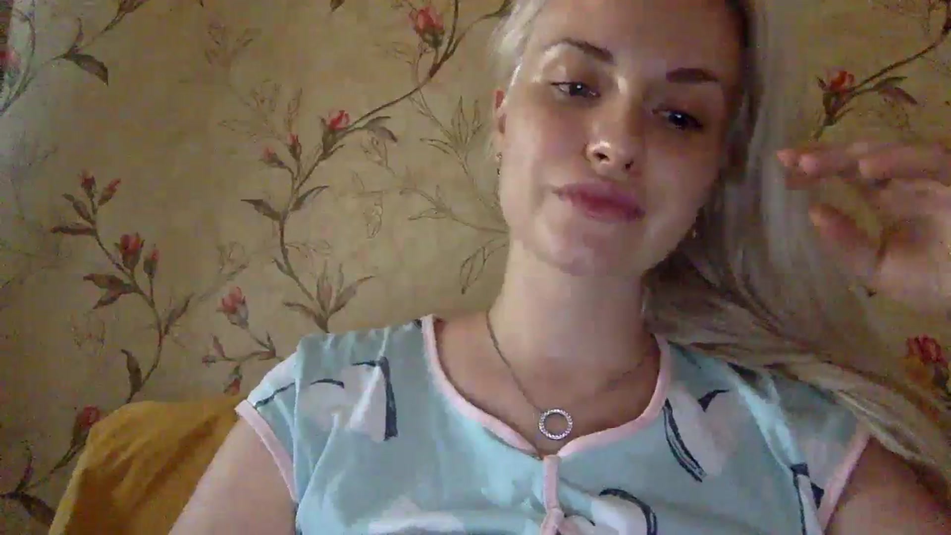 Gallery image thumbnail from Polly_213109's myfreecams stream on, 07/27/2024, 13:32 image 20 of 20