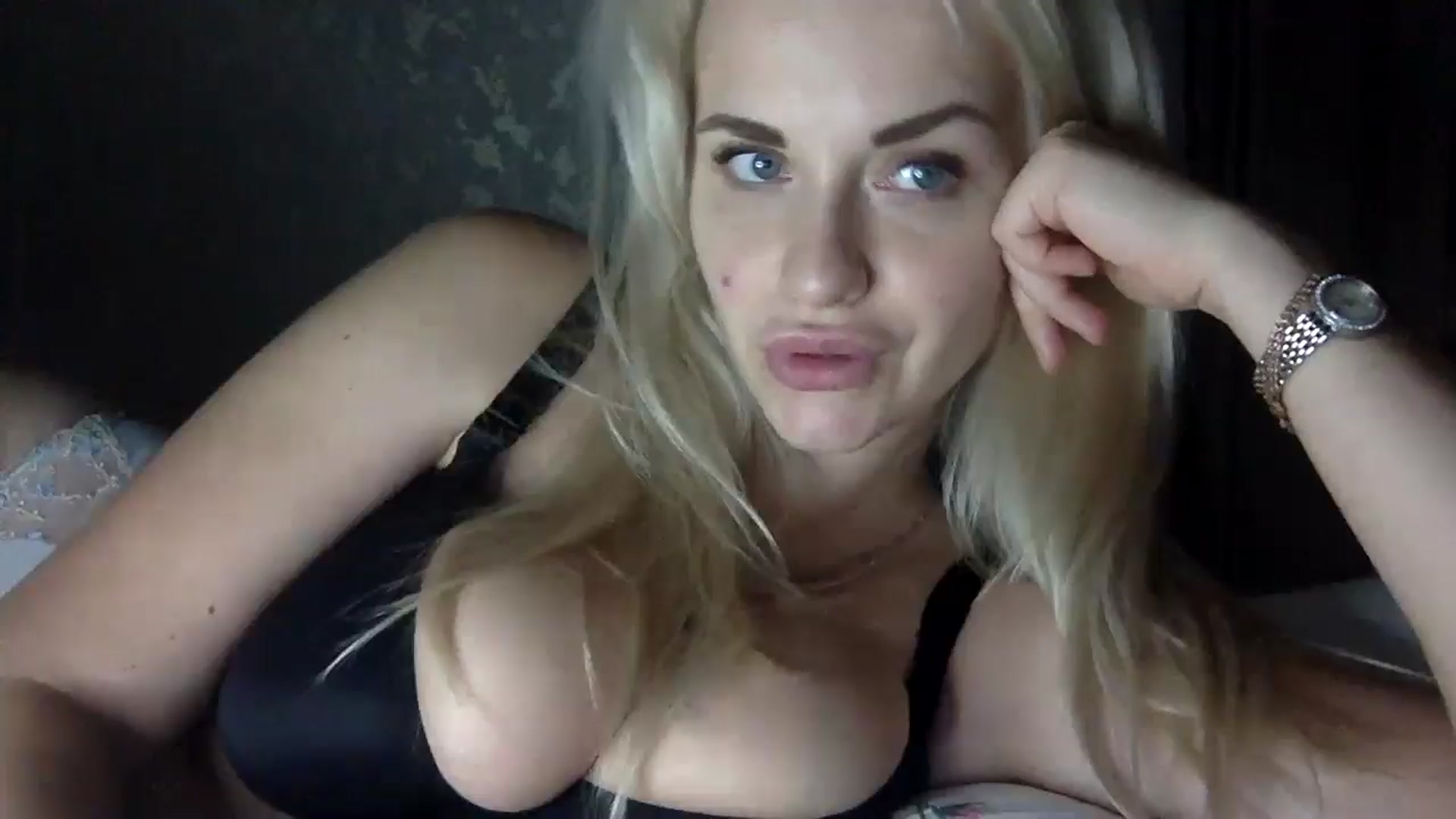 Gallery image thumbnail from Polly_213109's myfreecams stream on, 08/06/2024, 22:53 image 1 of 20