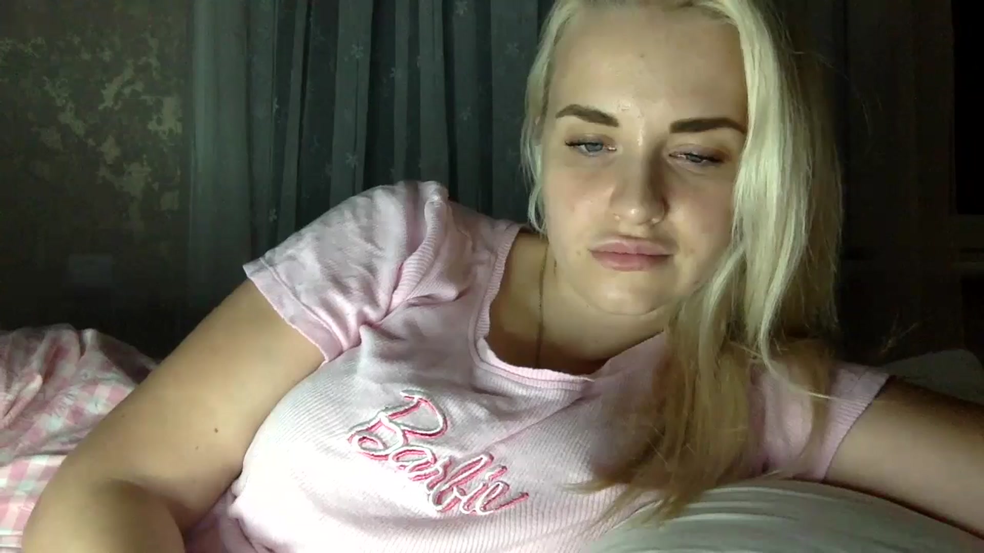 Gallery image thumbnail from Polly_213109's myfreecams stream on, 08/21/2024, 22:28 image 20 of 20