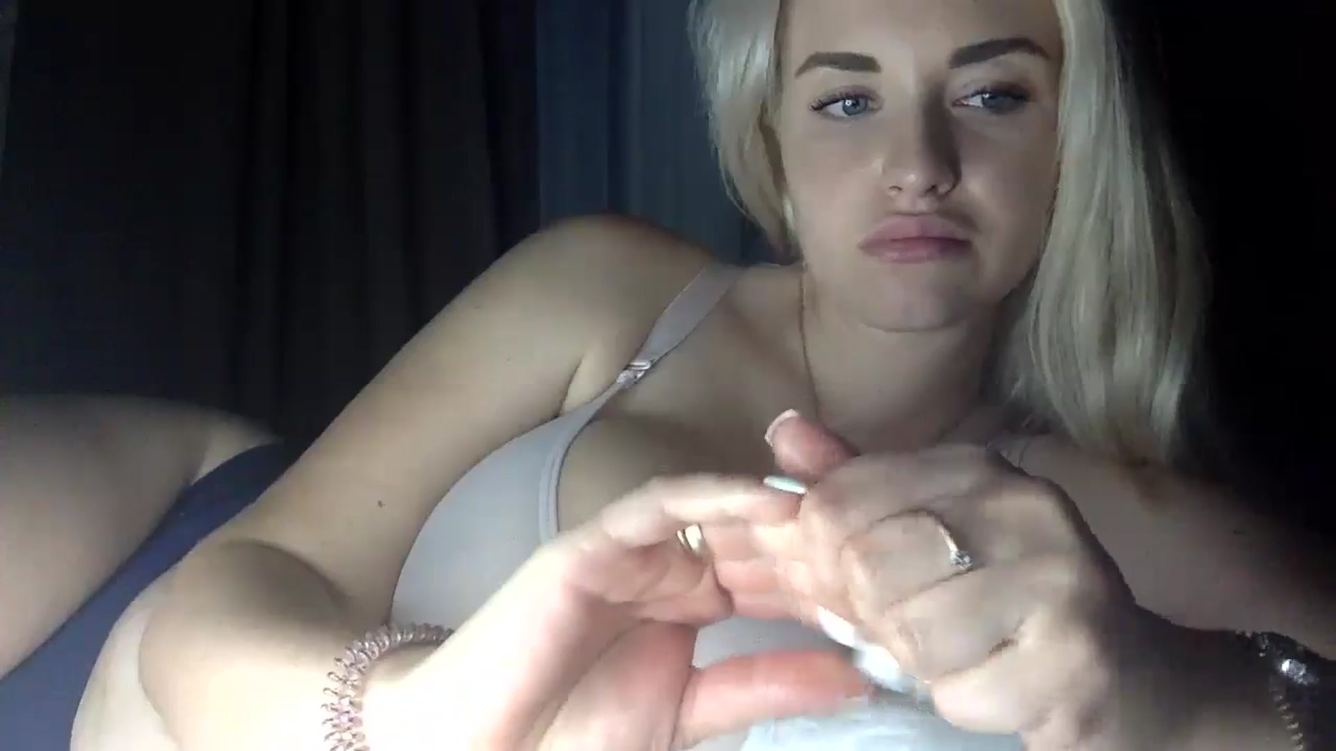 Gallery image thumbnail from Polly_213109's myfreecams stream on, 09/03/2024, 22:36 image 3 of 20