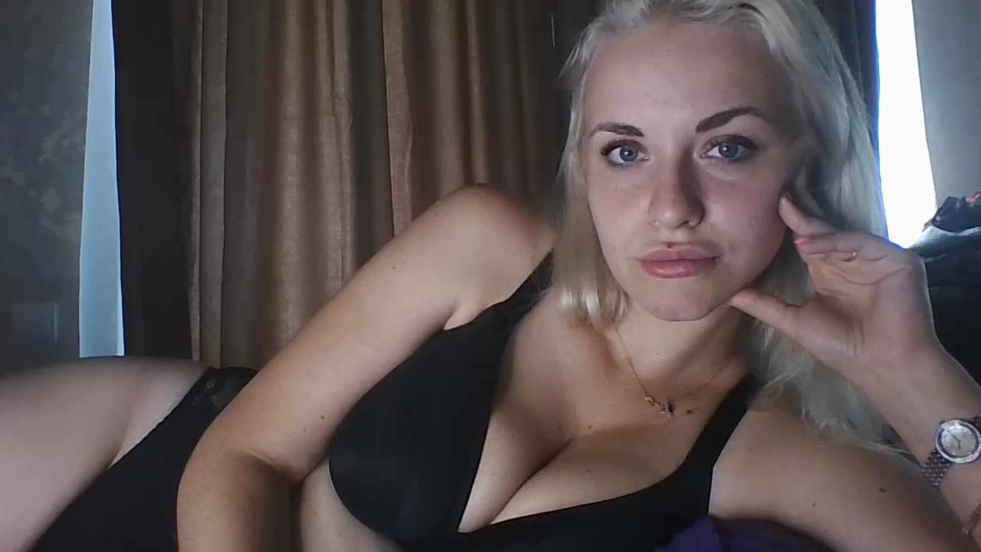 Gallery image thumbnail from Polly_213109's myfreecams stream on, 09/03/2025, 07:20 image 19 of 20