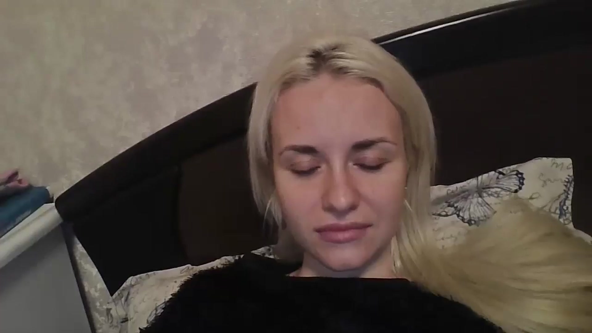 Gallery image thumbnail from Polly_213109's myfreecams stream on, 11/16/2025, 15:32 image 7 of 20