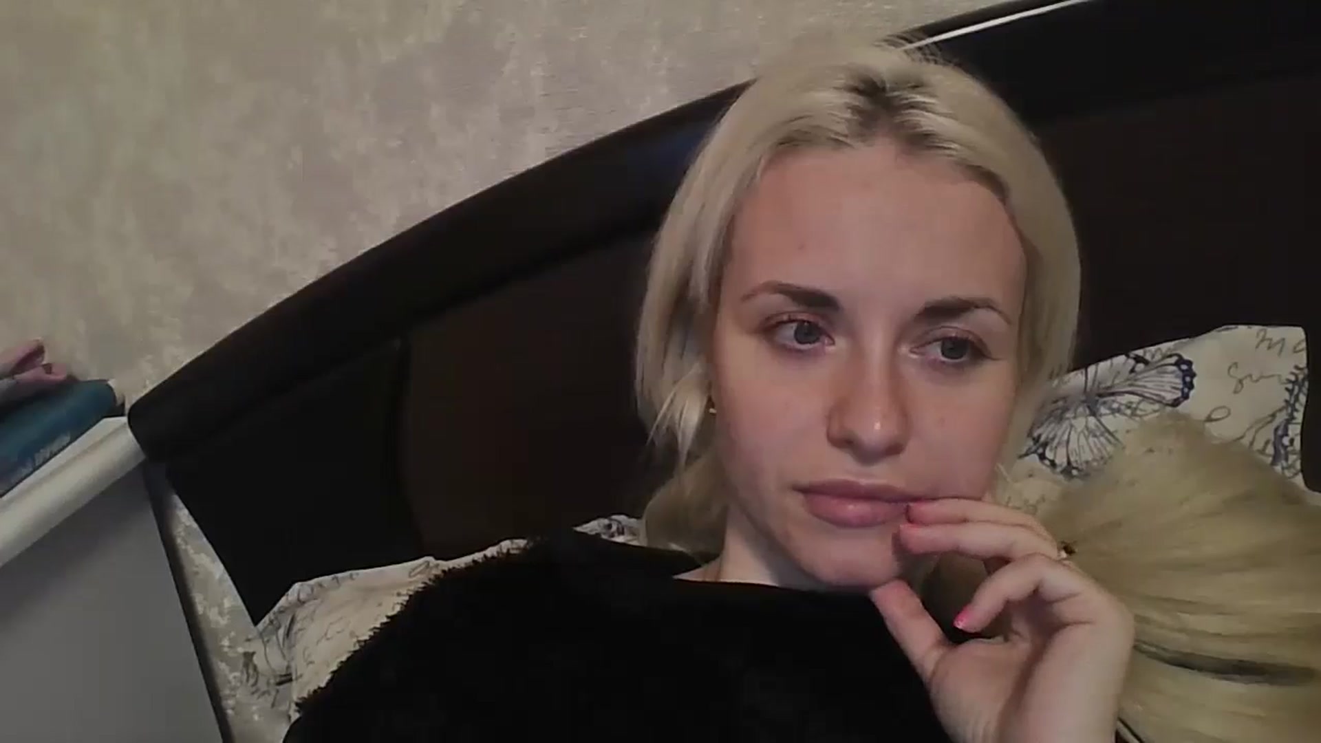 Gallery image thumbnail from Polly_213109's myfreecams stream on, 11/16/2025, 15:32 image 6 of 20