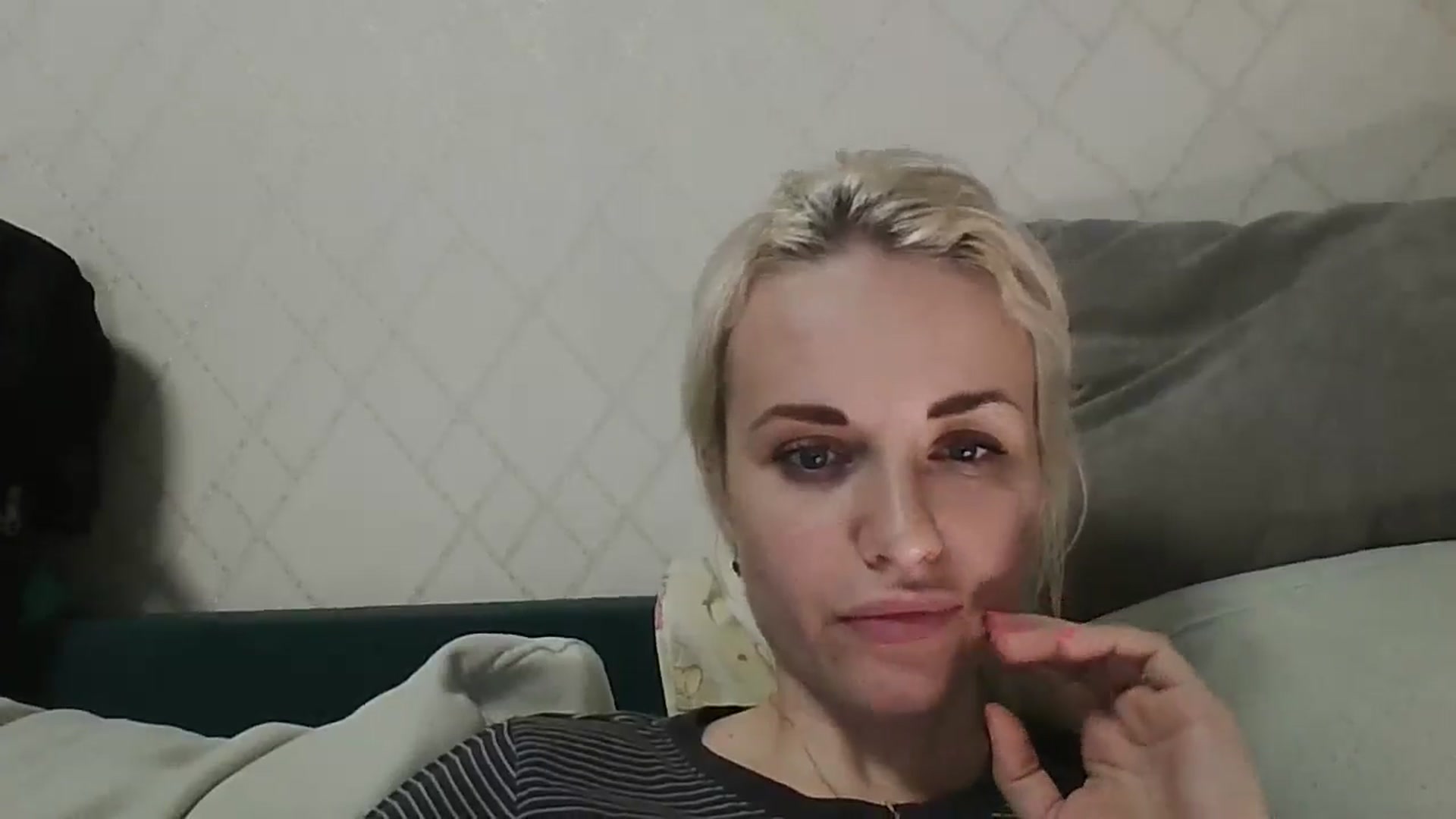 Gallery image thumbnail from Polly_213109's myfreecams stream on, 11/25/2025, 22:31 image 7 of 20