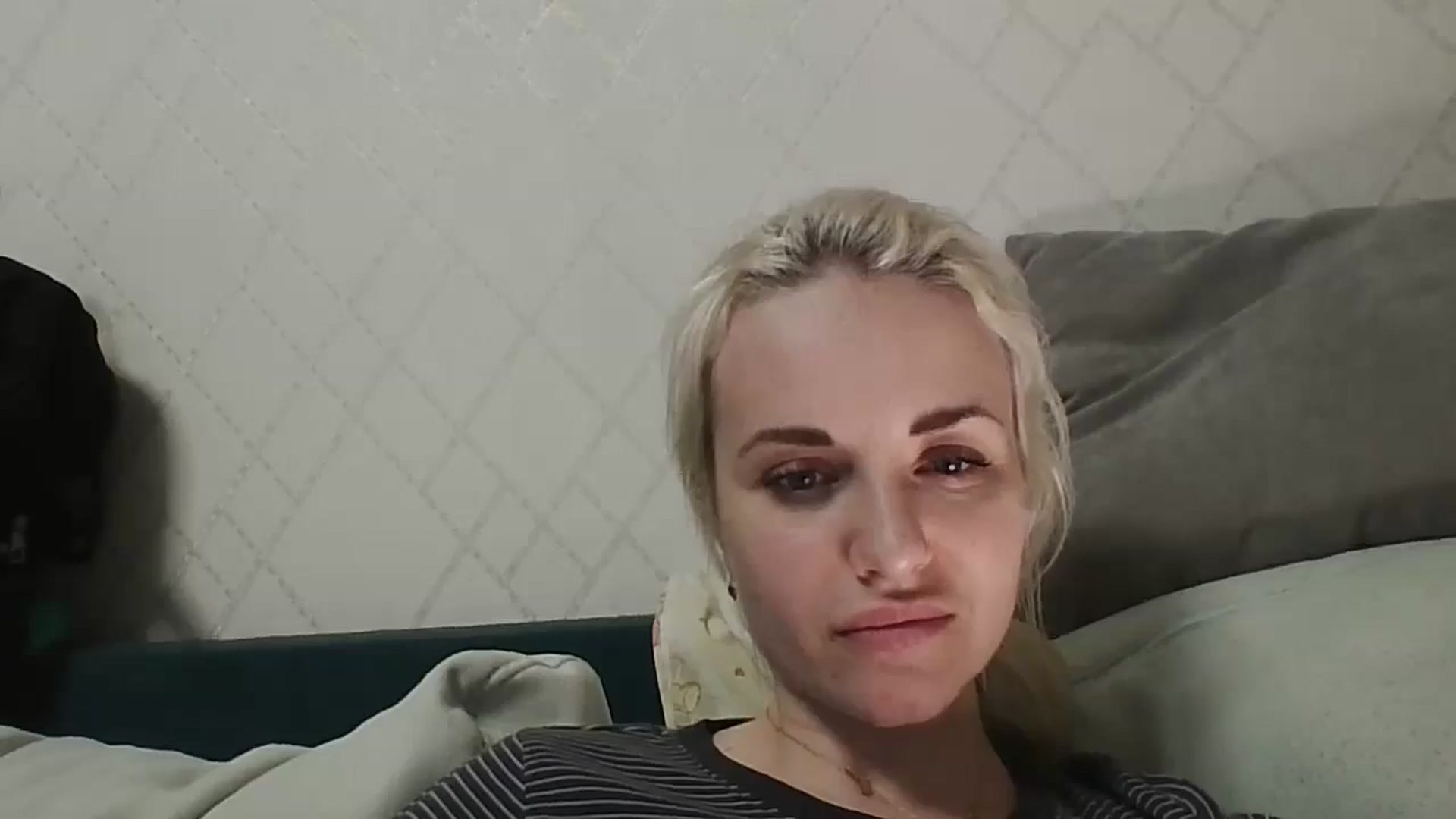 Gallery image thumbnail from Polly_213109's myfreecams stream on, 11/25/2025, 22:31 image 13 of 20