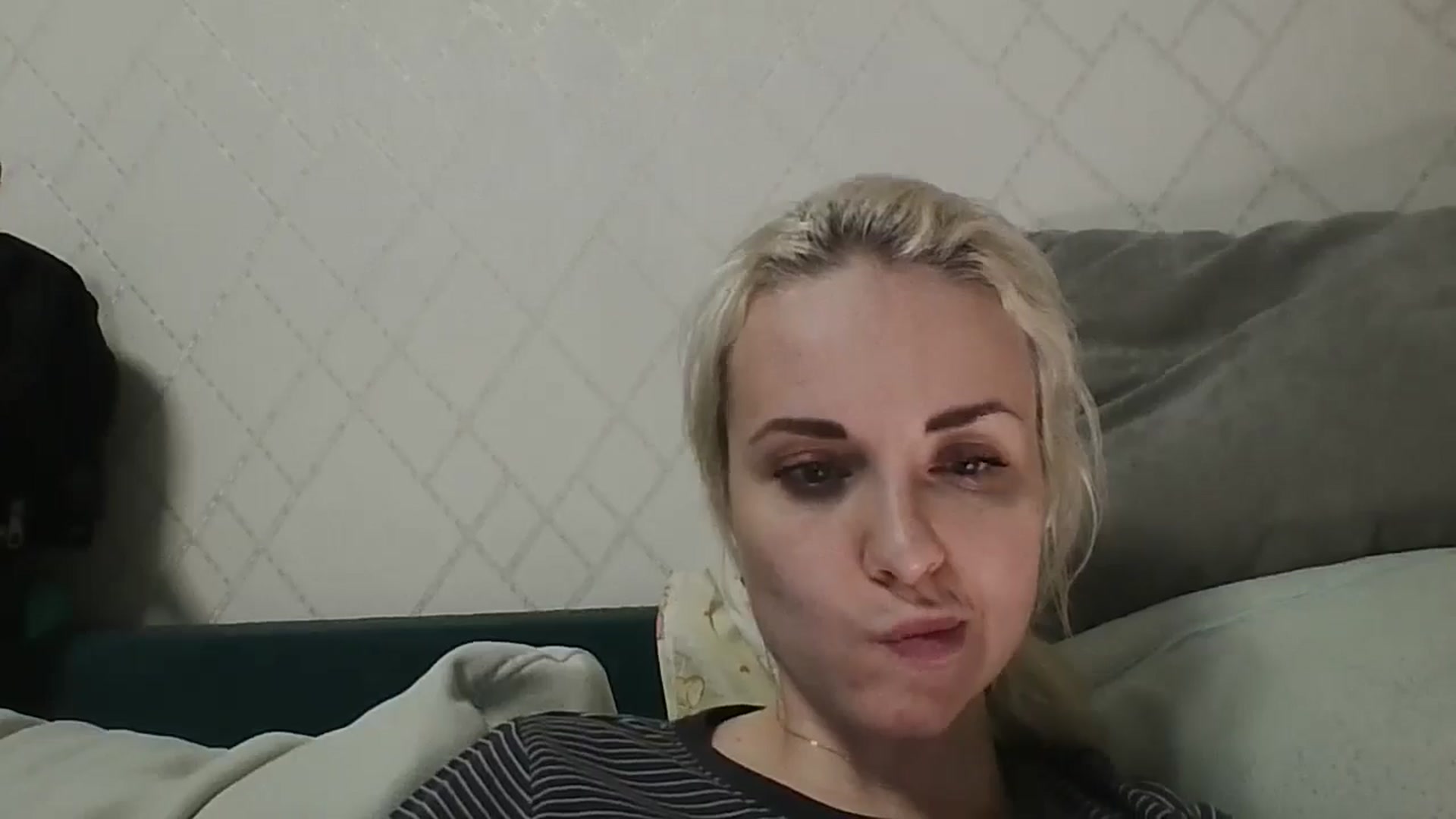Gallery image thumbnail from Polly_213109's myfreecams stream on, 11/25/2025, 22:31 image 10 of 20
