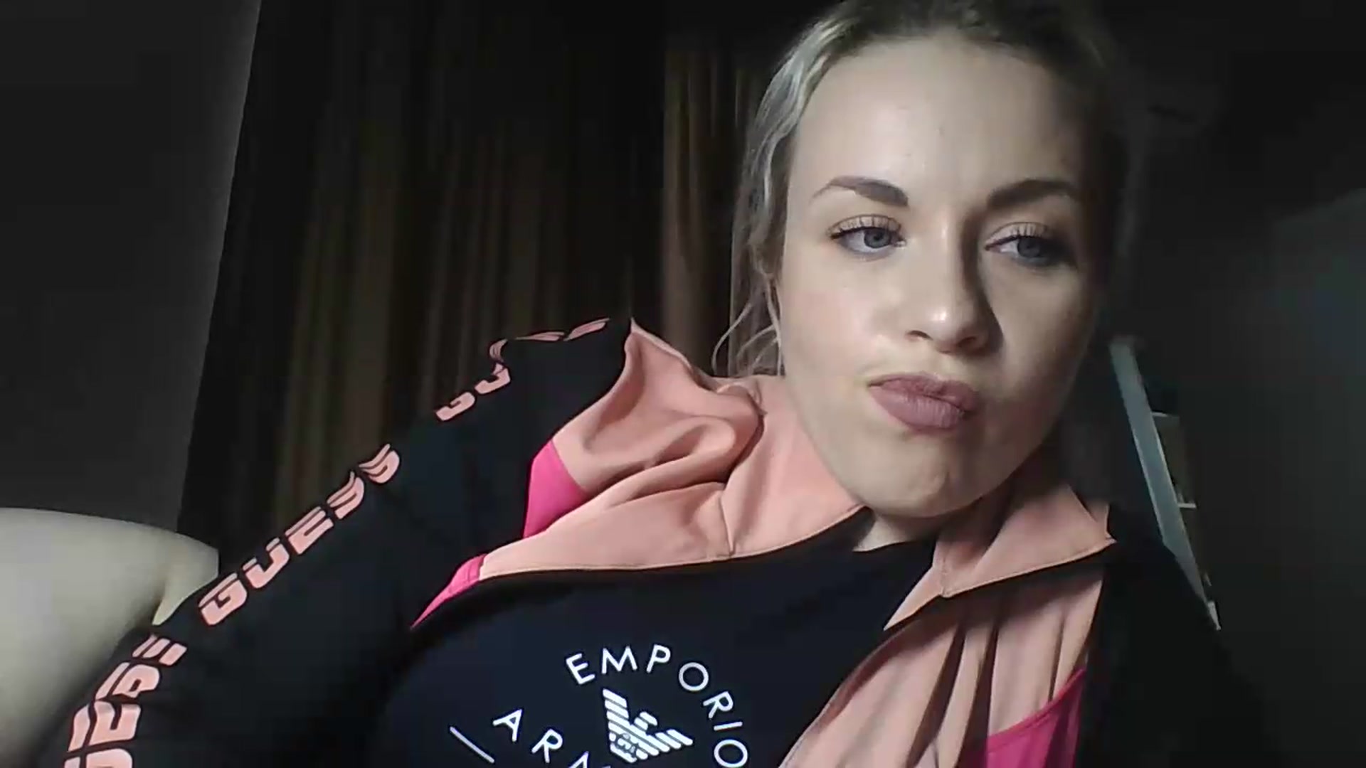 Gallery image thumbnail from Polly_213109's myfreecams stream on, 05/20/2026, 11:38 image 6 of 20