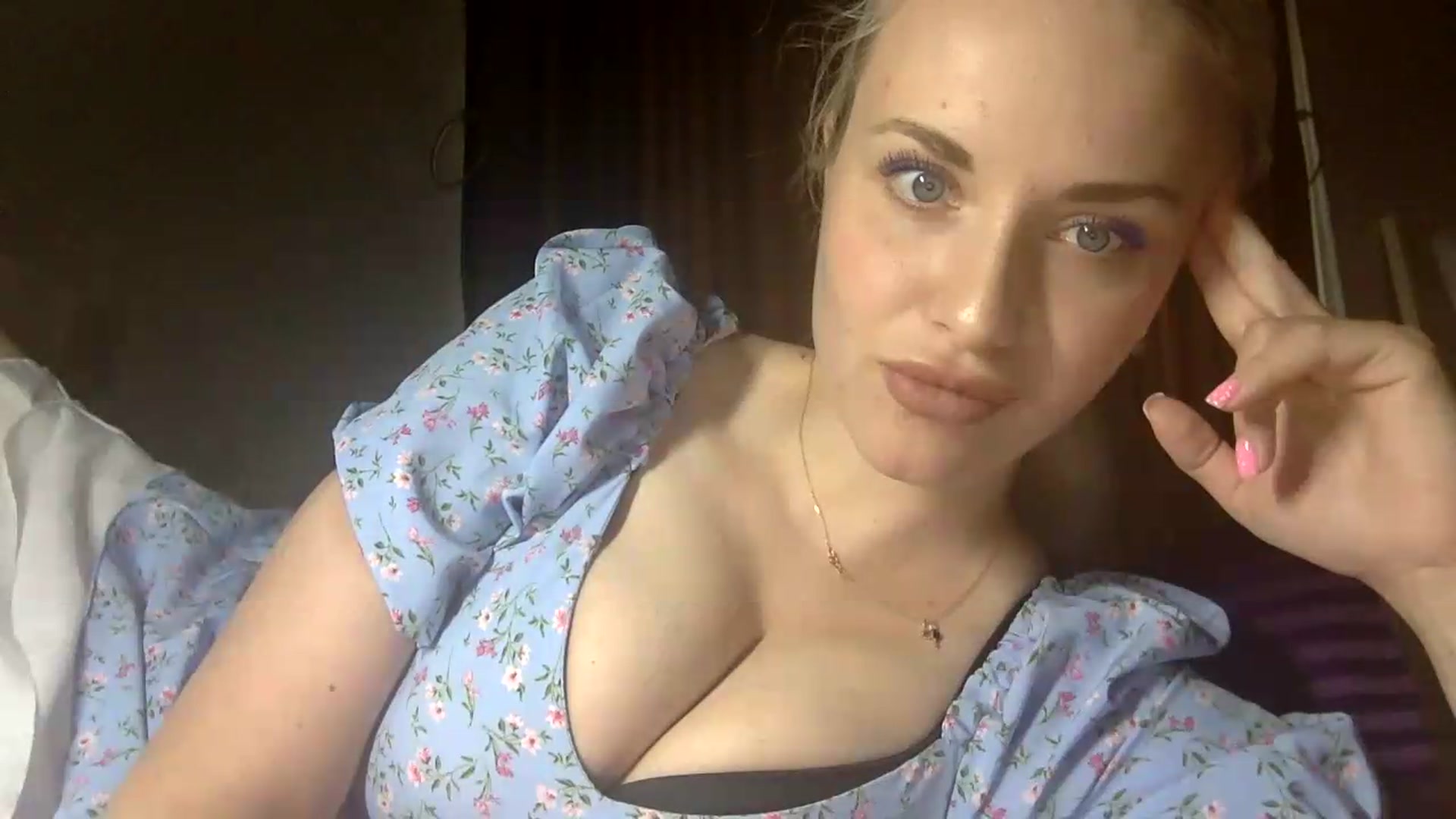 Gallery image thumbnail from Polly_213109's myfreecams stream on, 07/23/2026, 11:53 image 3 of 20